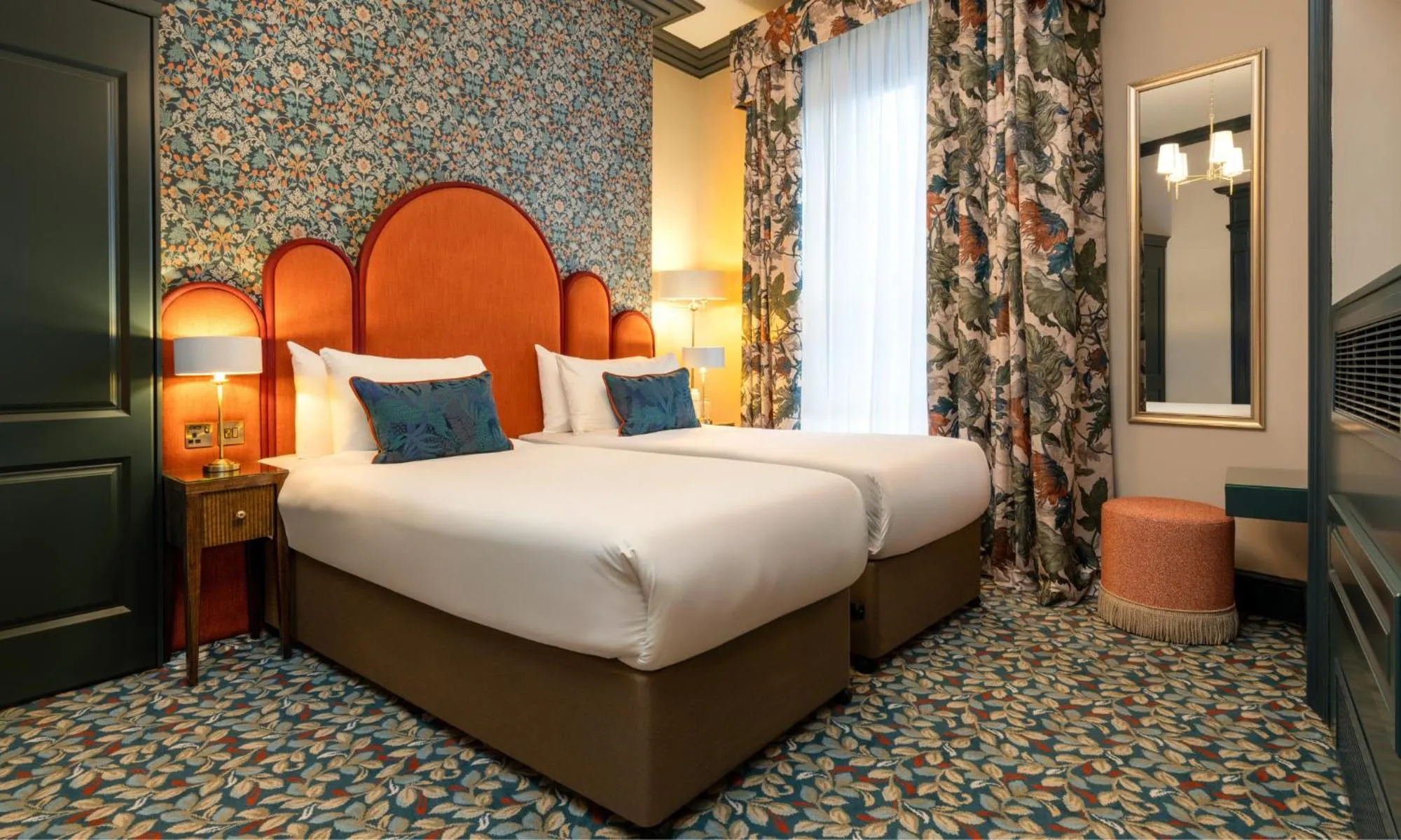 Bedroom, Bed in The Trinity City Hotel