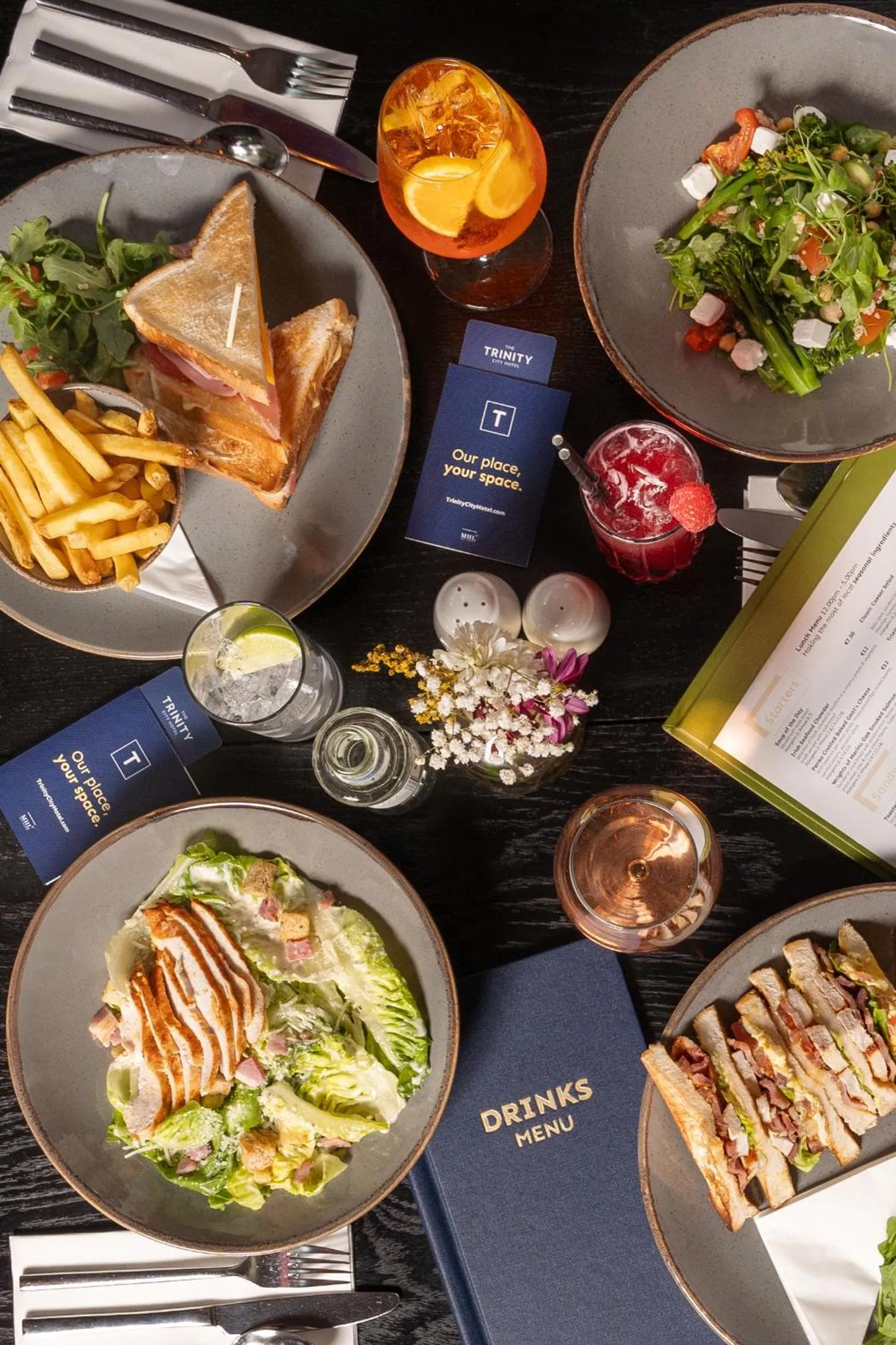 Restaurant/places to eat in The Trinity City Hotel