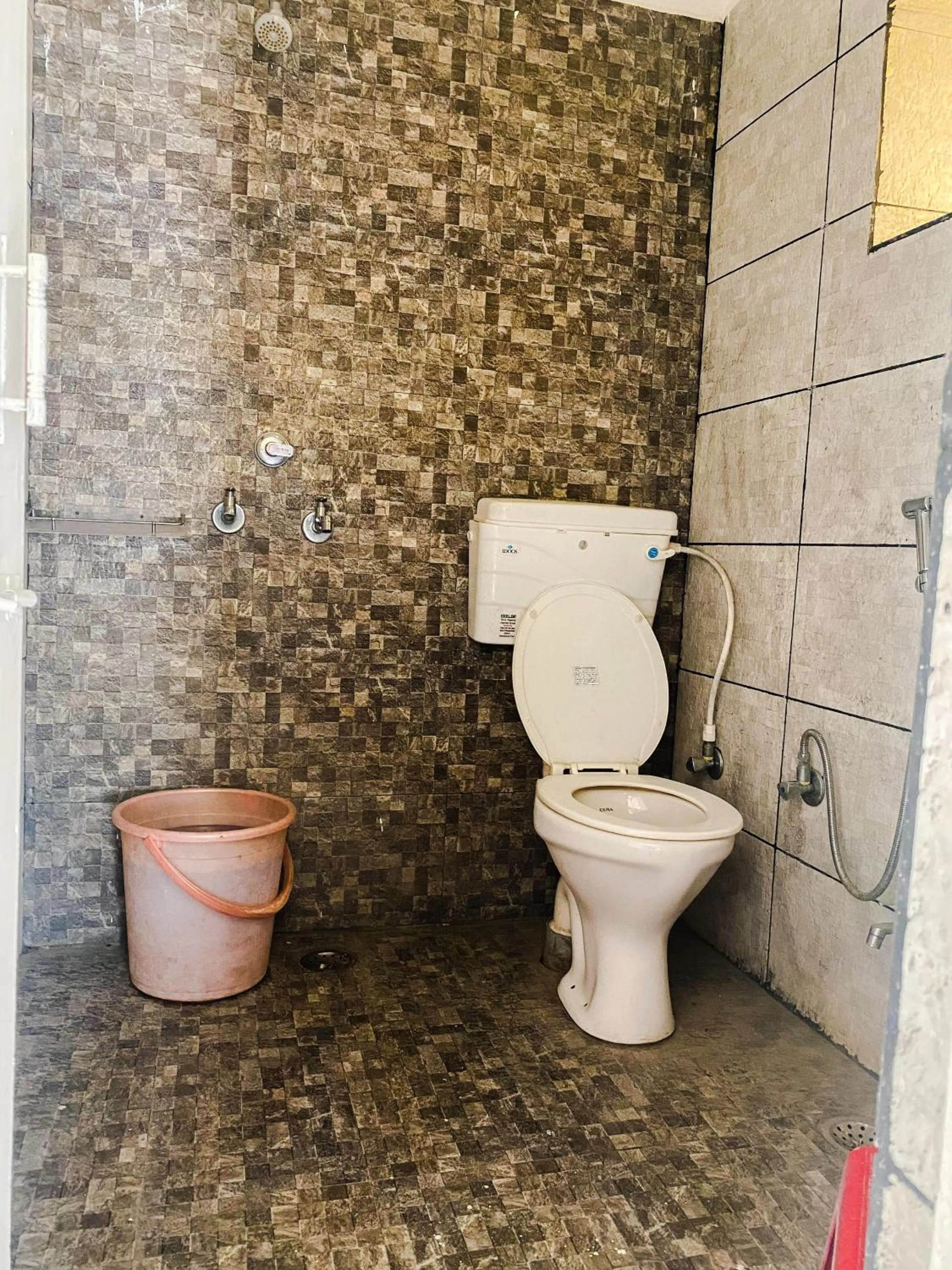 Bathroom in Hotel Anand Palace