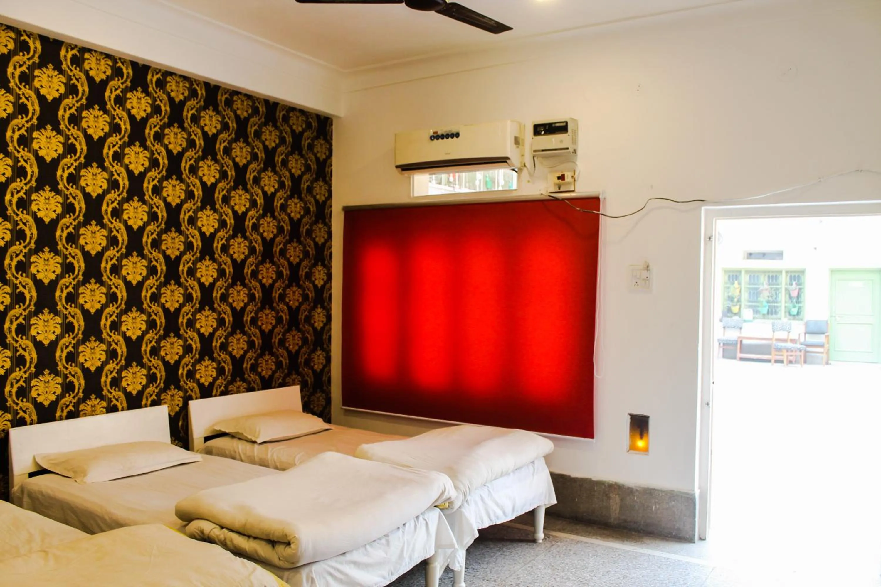 Family, Bed in Hotel Anand Palace