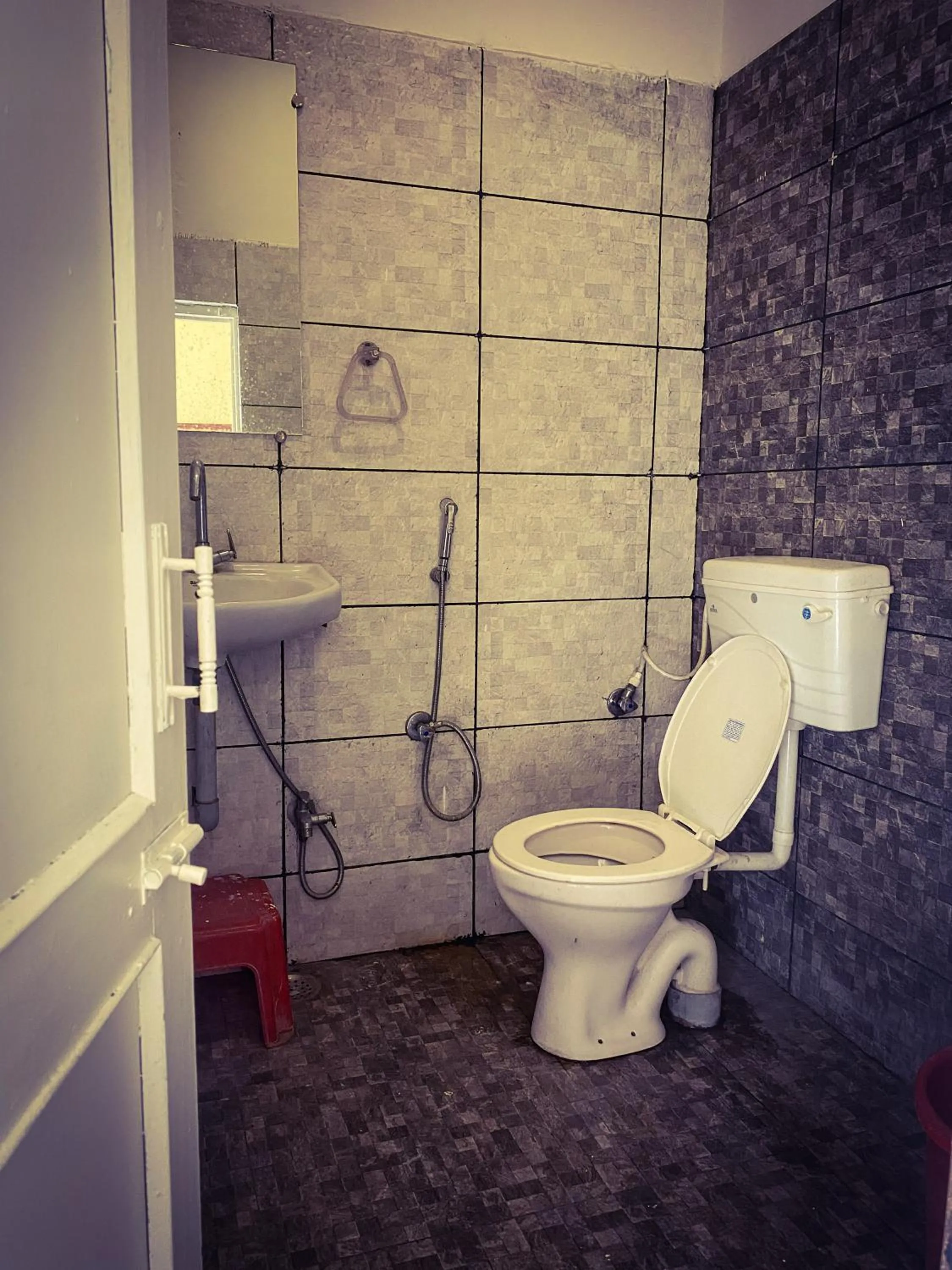 Bathroom in Hotel Anand Palace