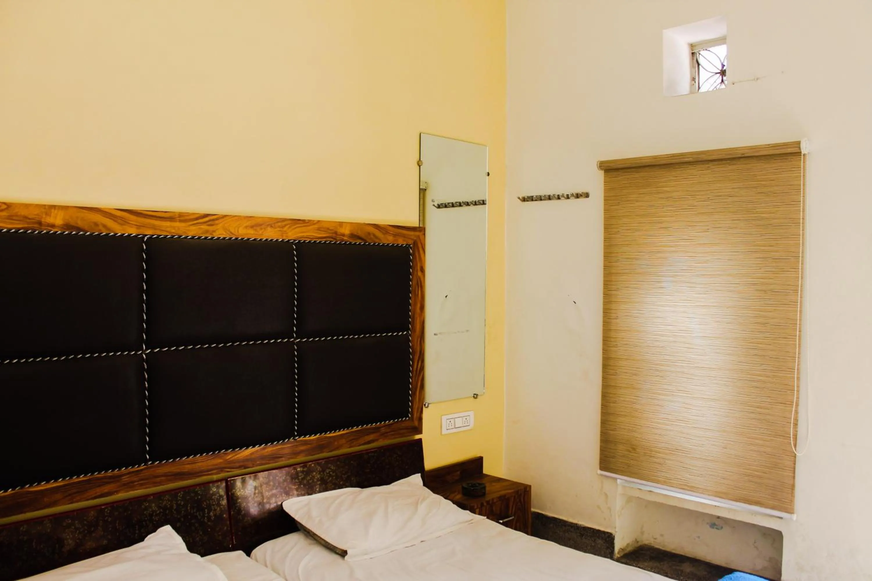 View (from property/room), Bed in Hotel Anand Palace