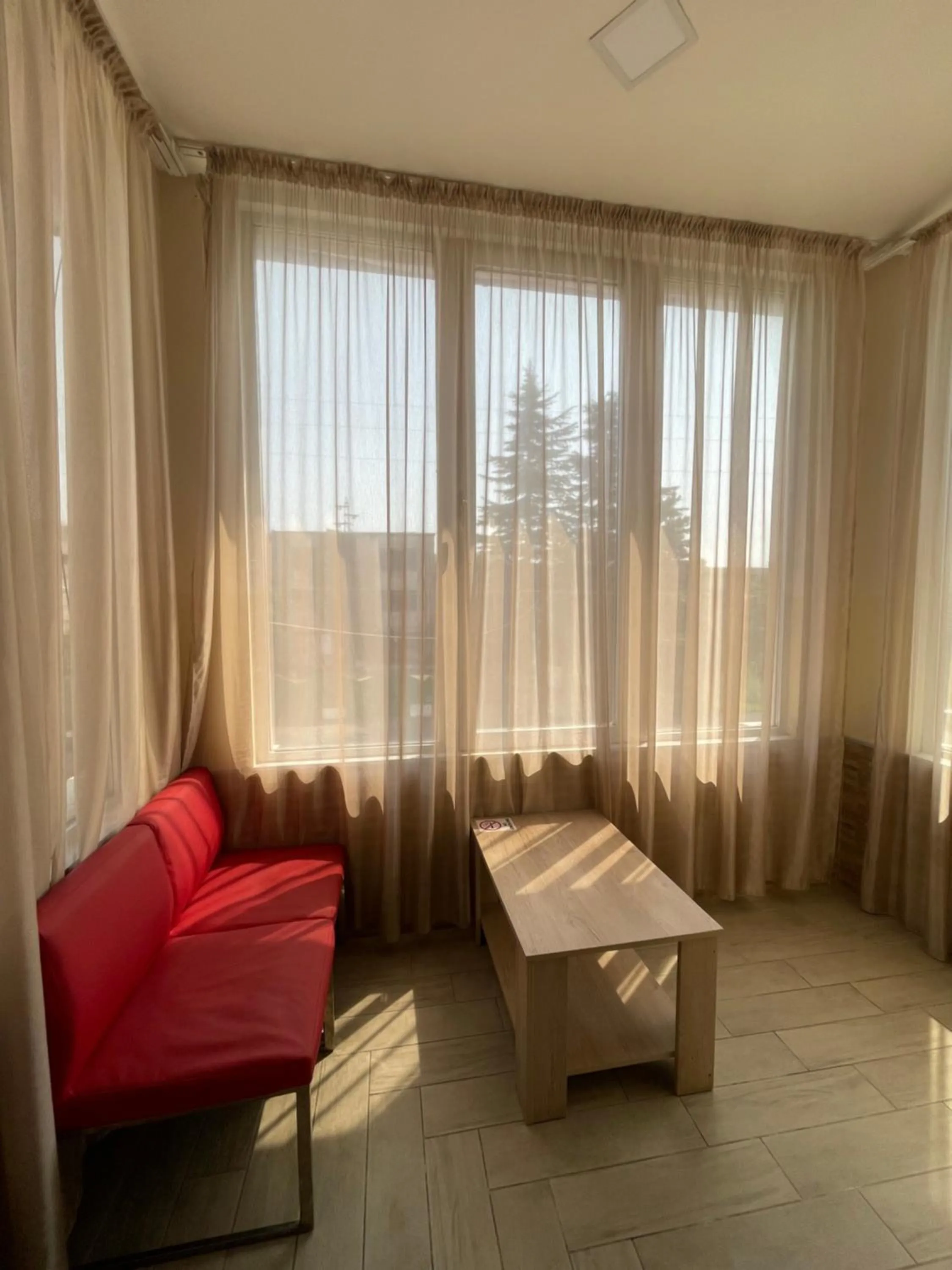 Fazis Hotel