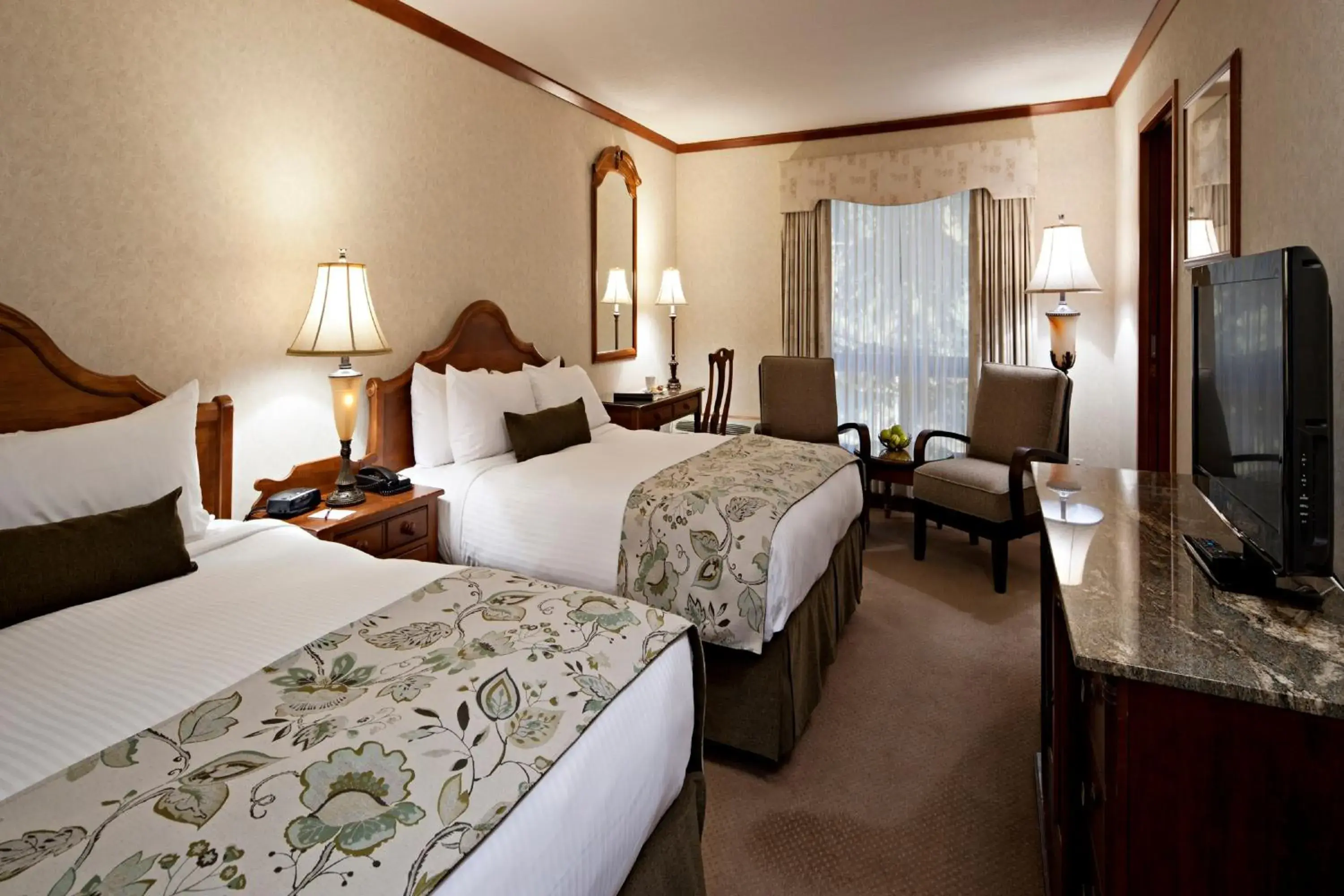 TV and multimedia, Bed in Charltons Banff TV and multimedia, Bed in Charltons Banff