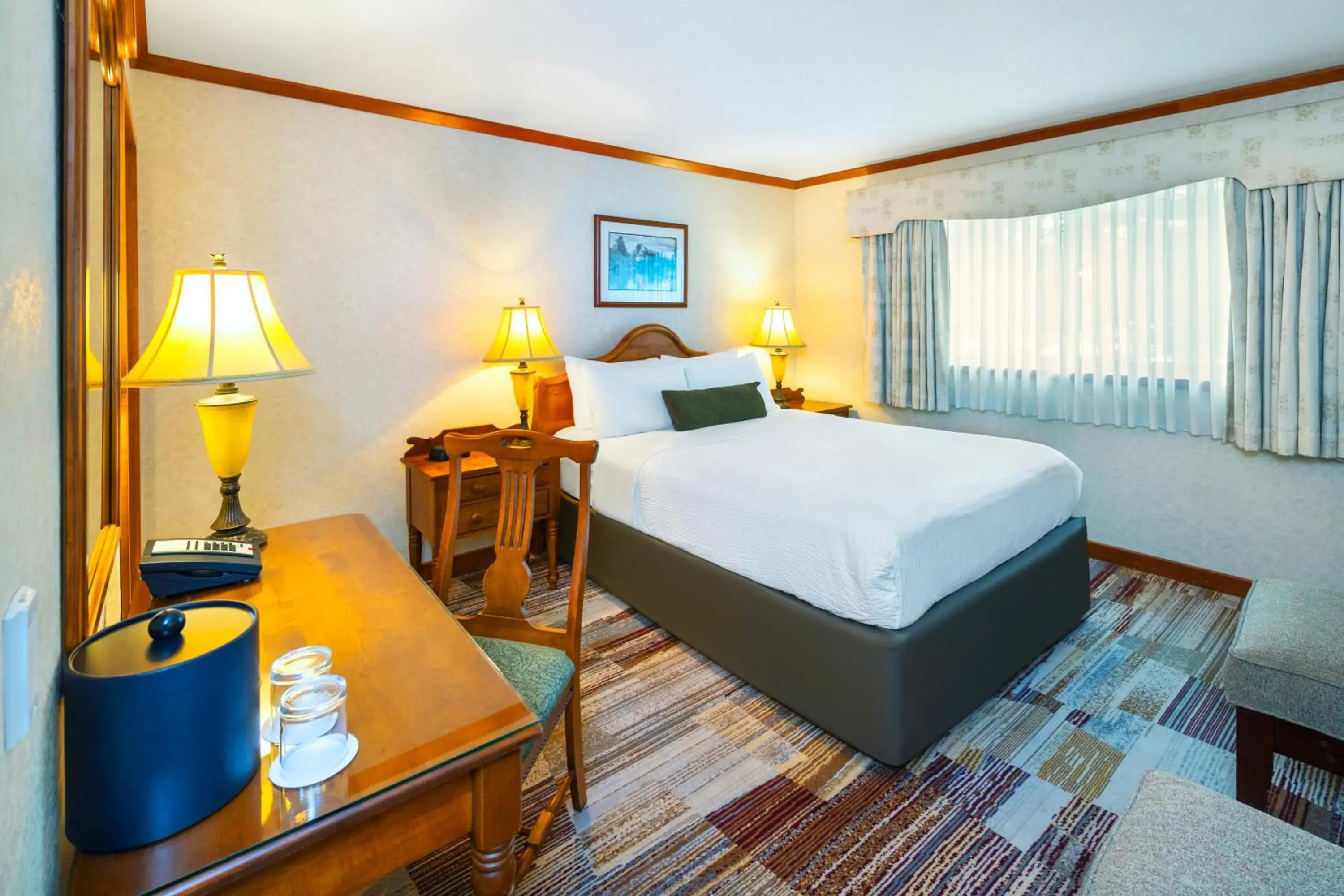 TV and multimedia, Bed in Charltons Banff TV and multimedia, Bed in Charltons Banff