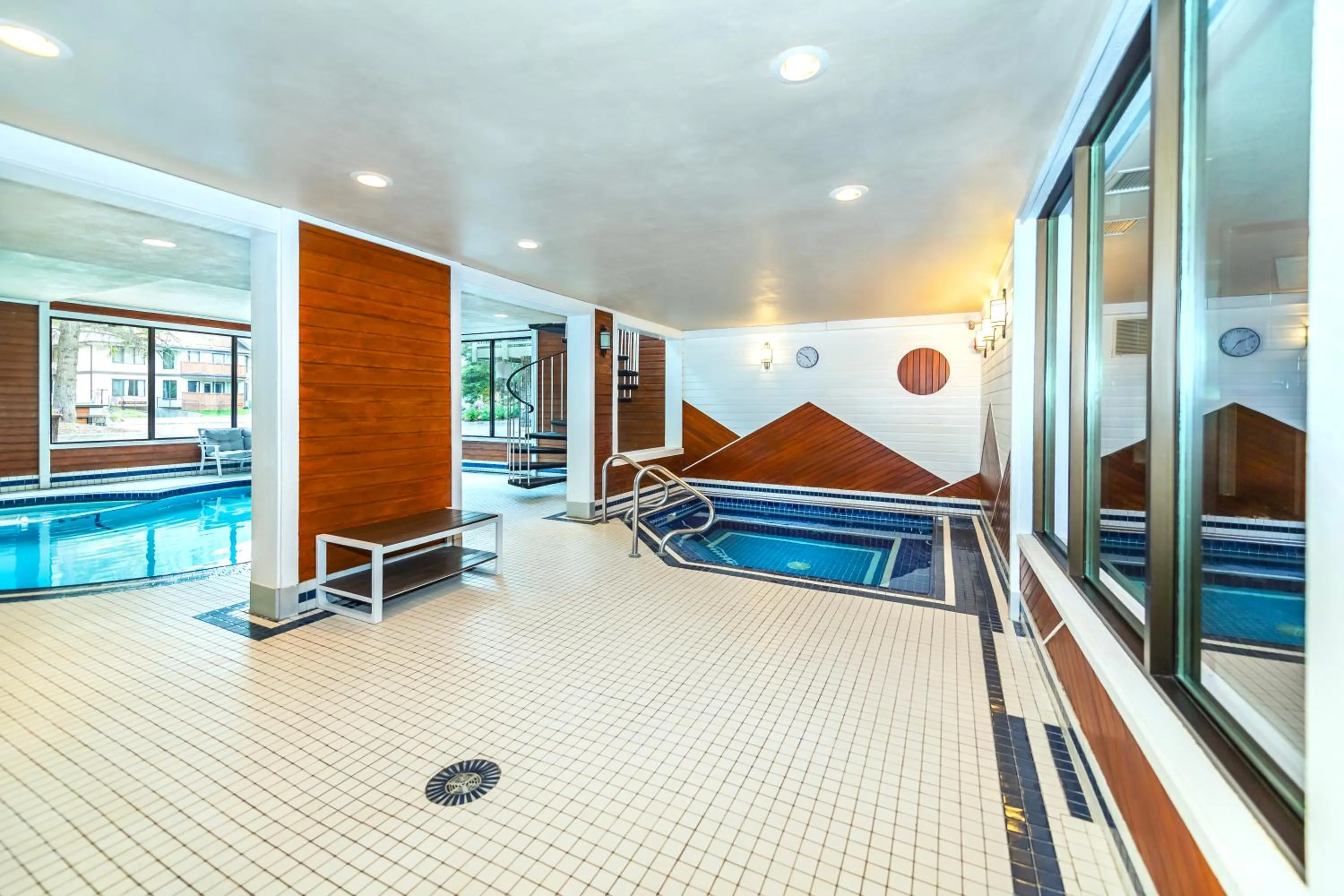 Hot Tub in Charltons Banff