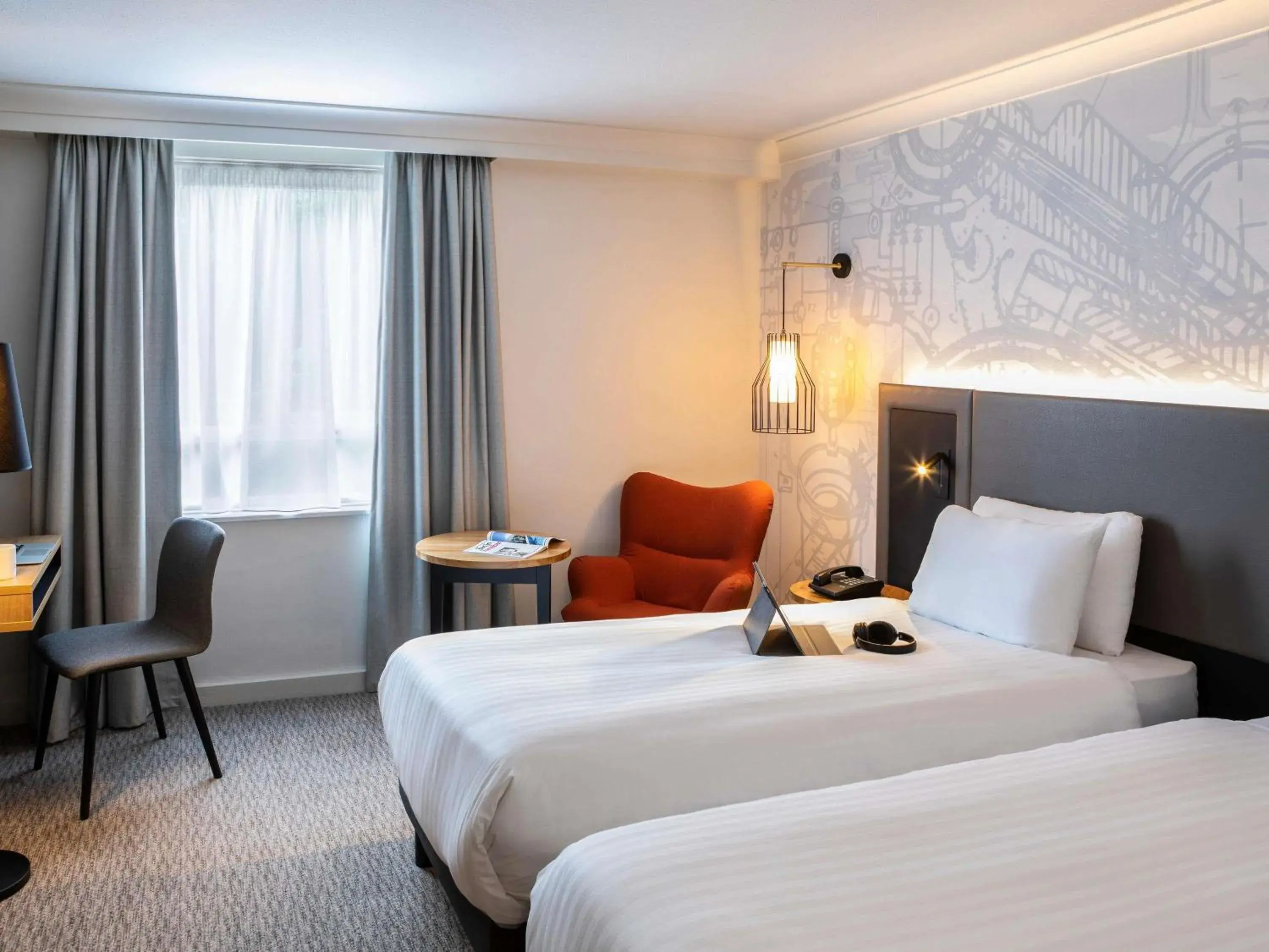 Classic Twin Room in Mercure Birmingham West Hotel Classic Twin Room in Mercure Birmingham West Hotel