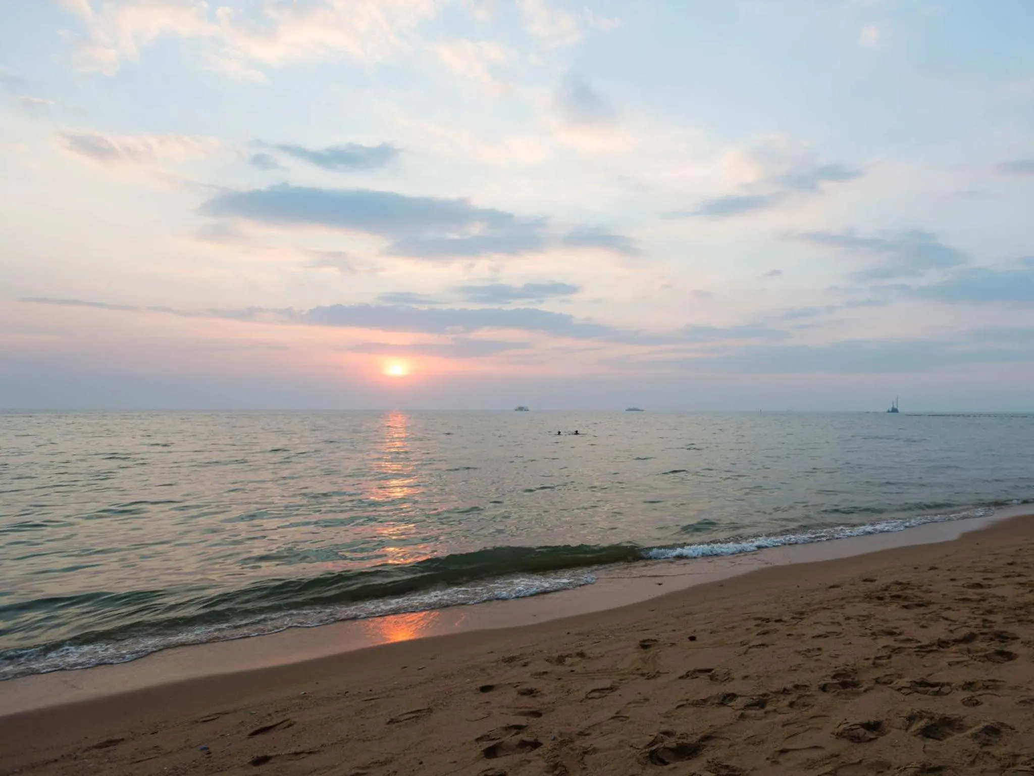 Beach in Beach 7 Condo
