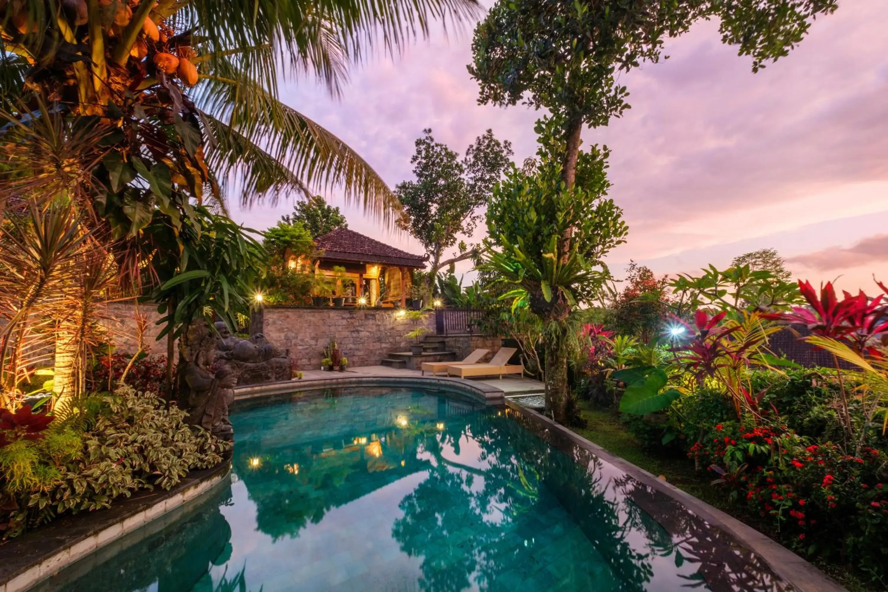 Swimming pool in Puri Kobot Swimming pool in Puri Kobot