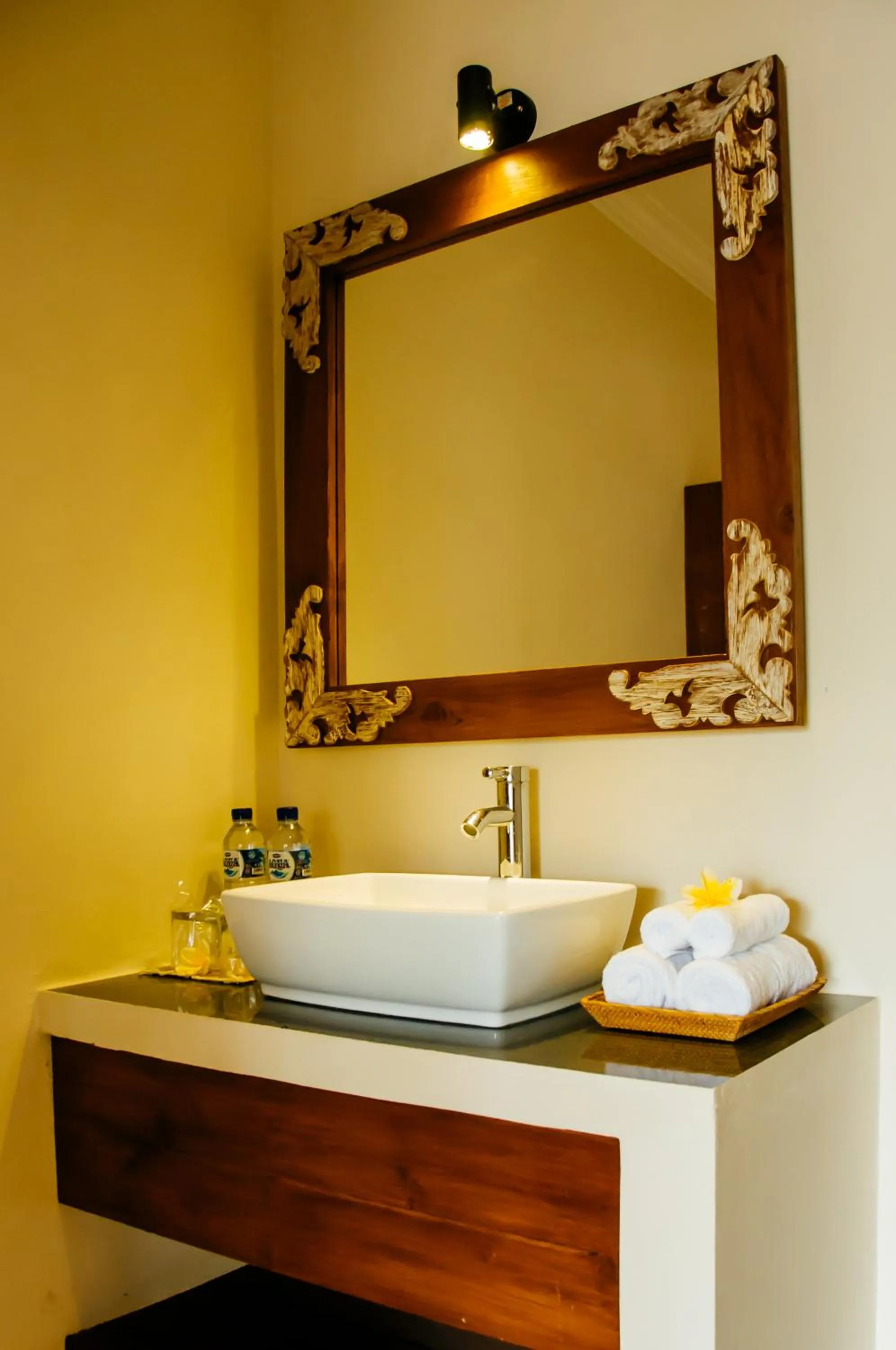 Area and facilities in Puri Kobot