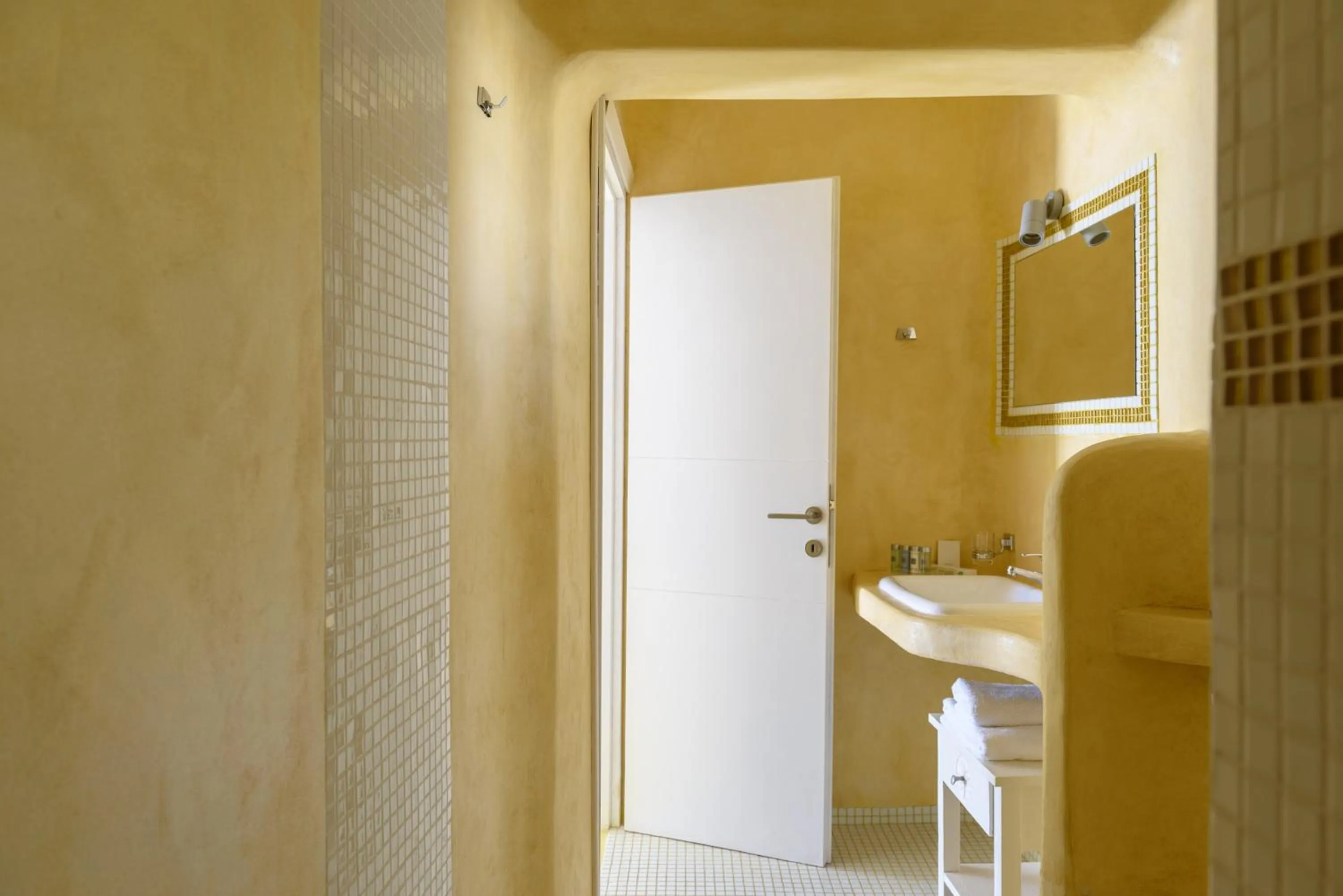 Bathroom in Abyssanto Suites and Spa