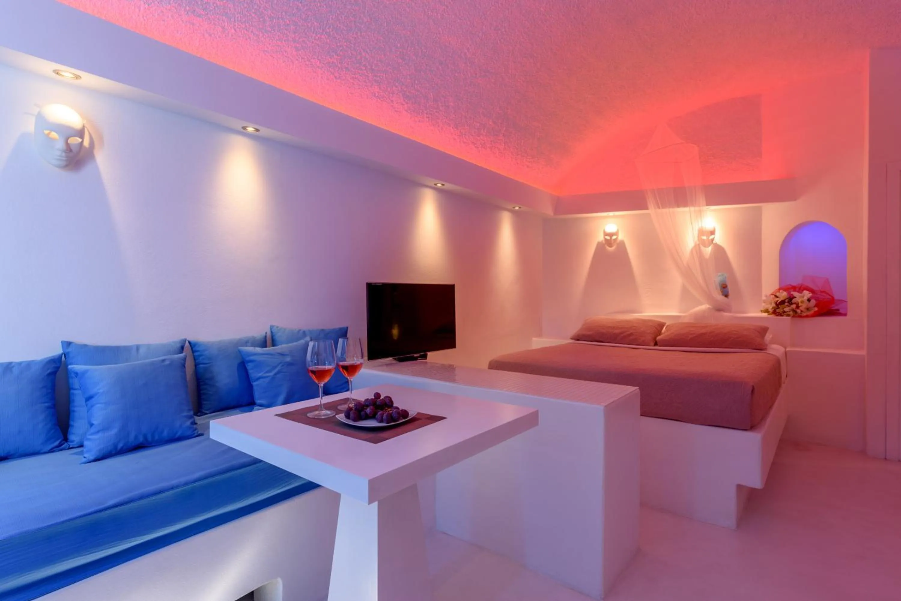 Bedroom, Bed in Abyssanto Suites and Spa