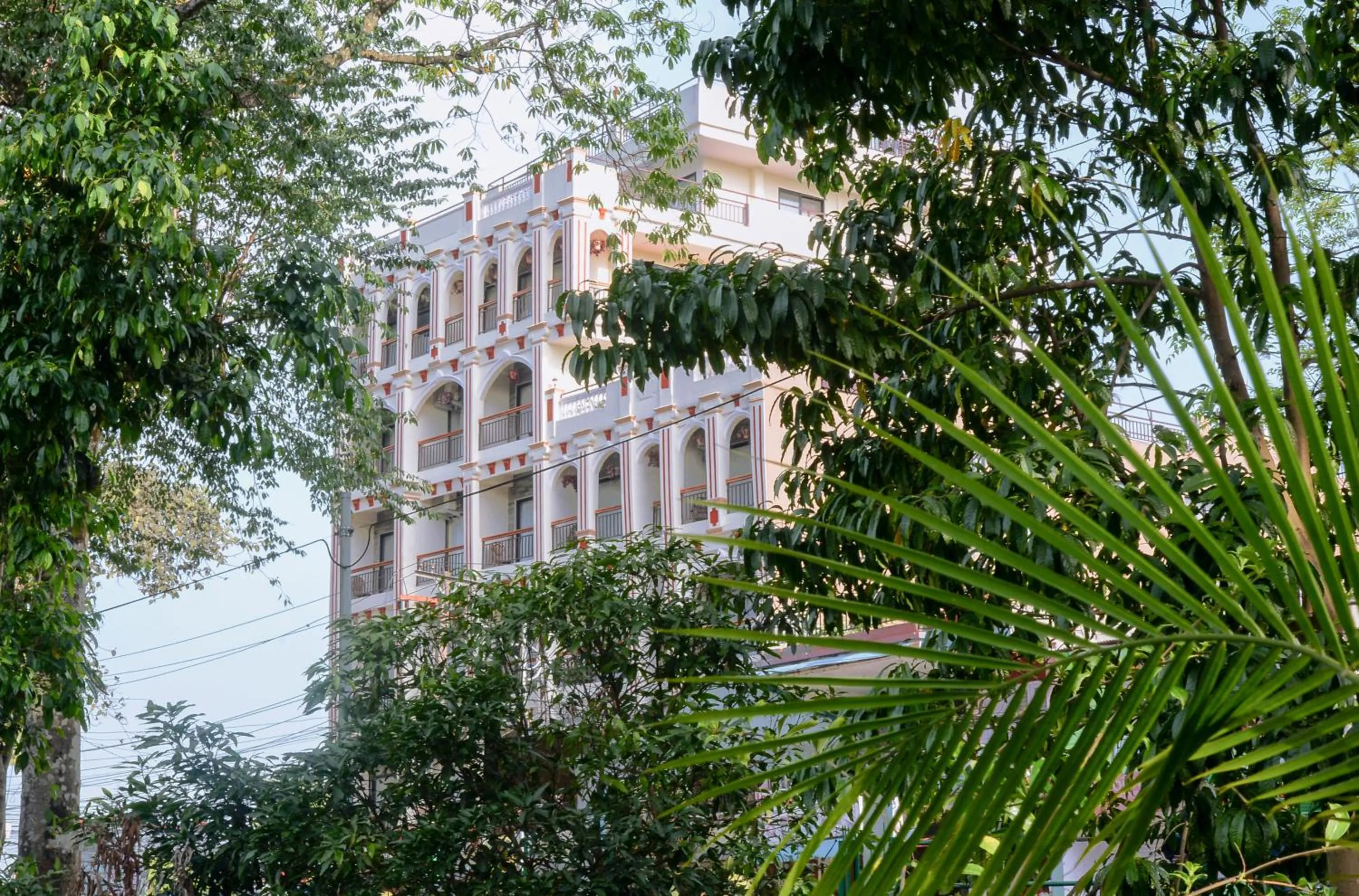 Property building in Hotel Raniban Arcade