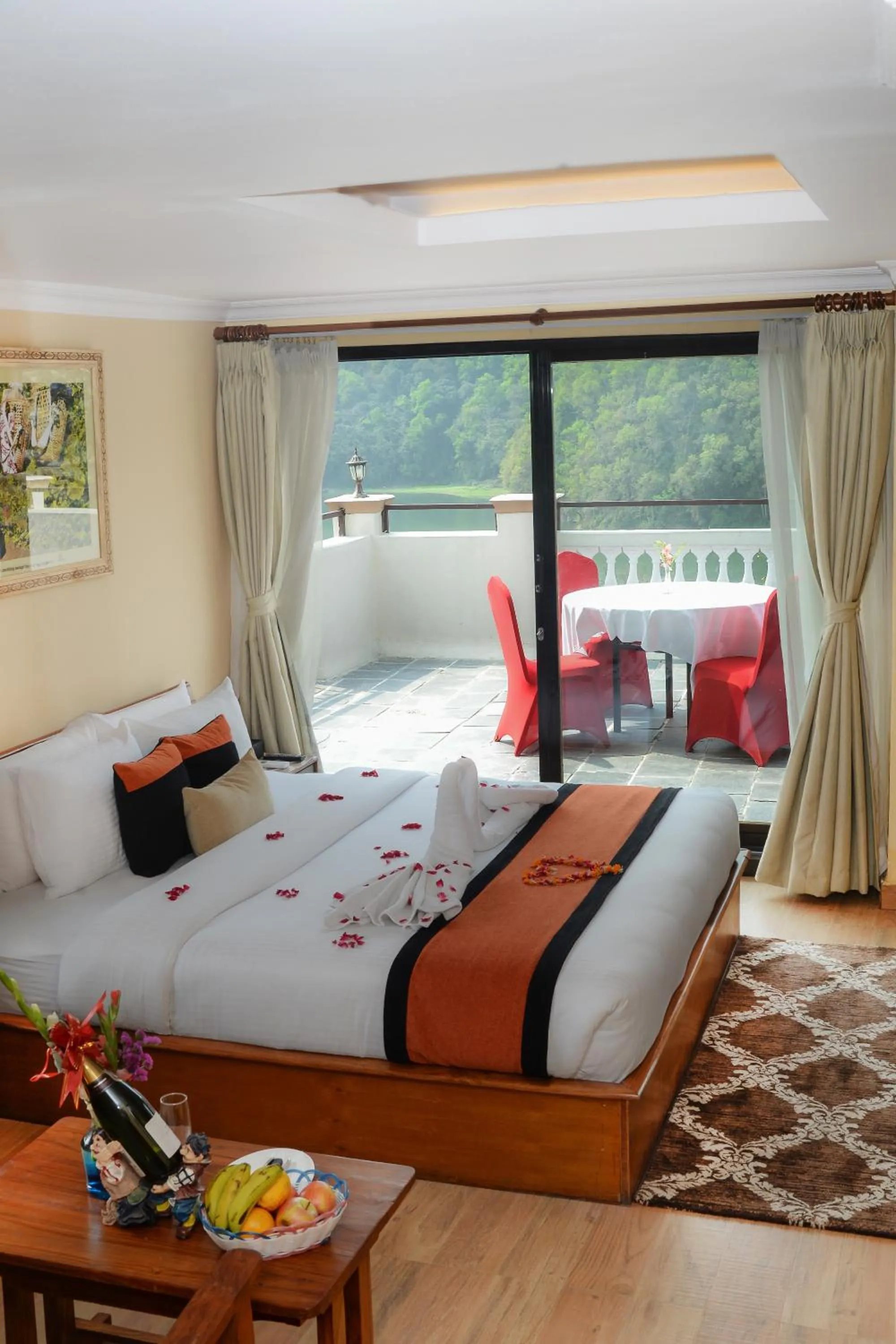 Bed in Hotel Raniban Arcade