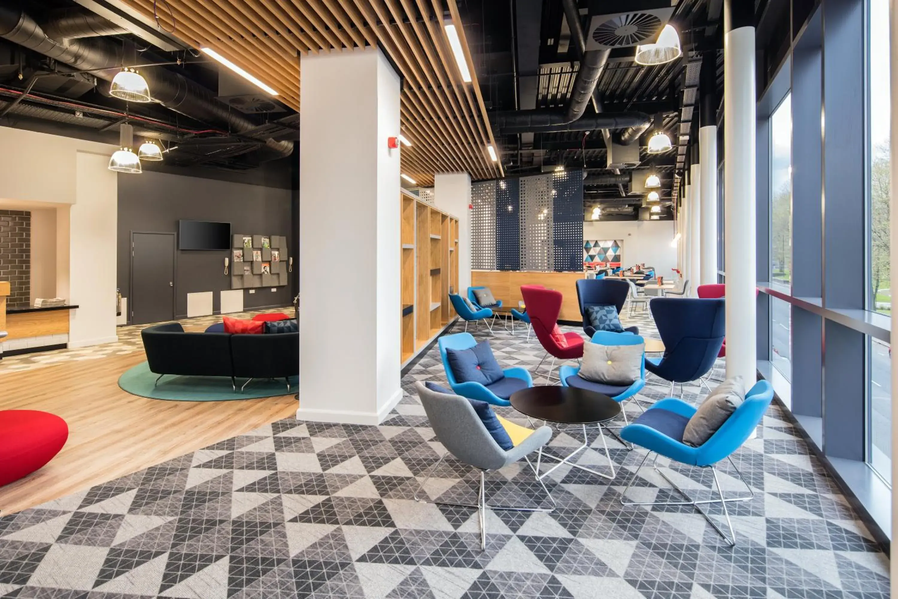 Property building in Holiday Inn Express - Birmingham - City Centre by IHG Property building in Holiday Inn Express - Birmingham - City Centre by IHG