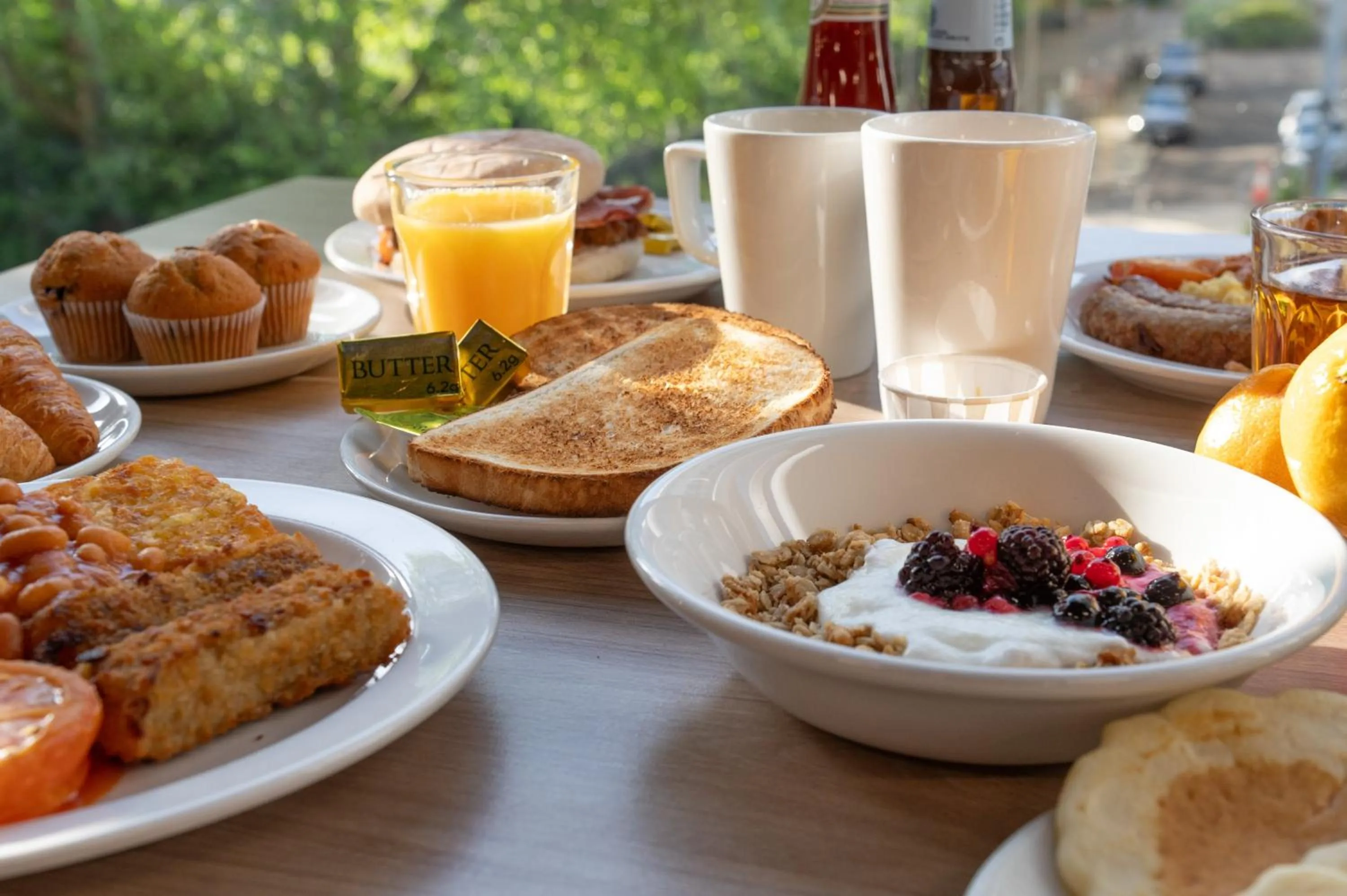 Restaurant/places to eat in Holiday Inn Express - Birmingham - City Centre by IHG