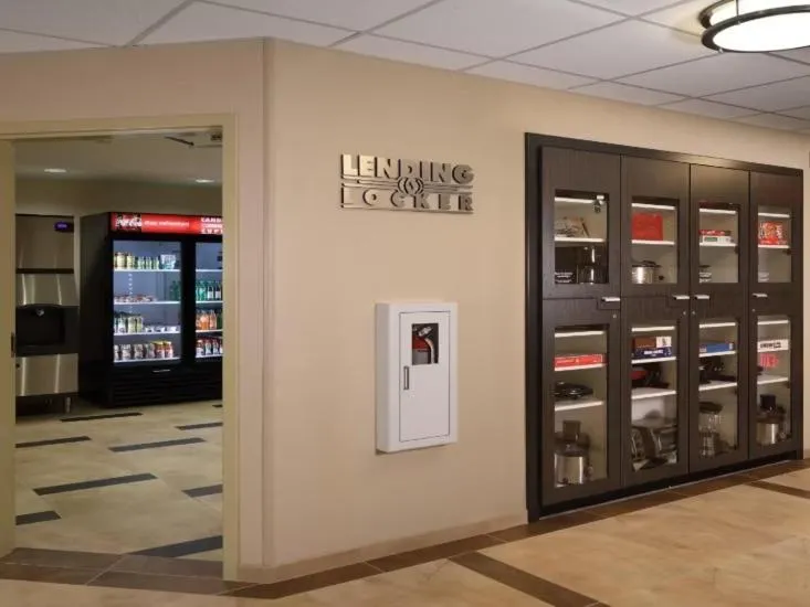 Candlewood Suites - Newark South - University Area by IHG