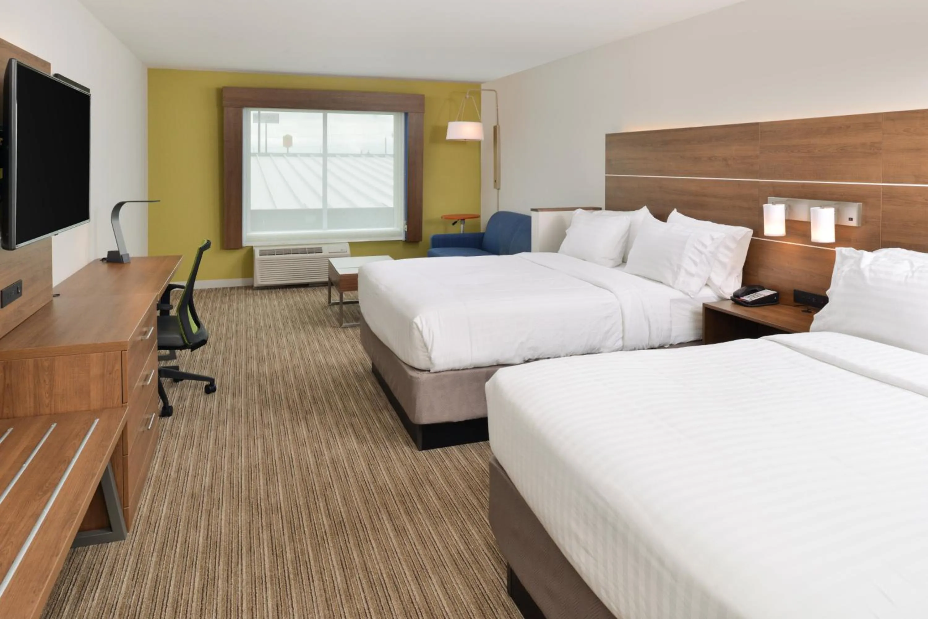 Bedroom, Bed in Holiday Inn Express & Suites - Ogallala by IHG