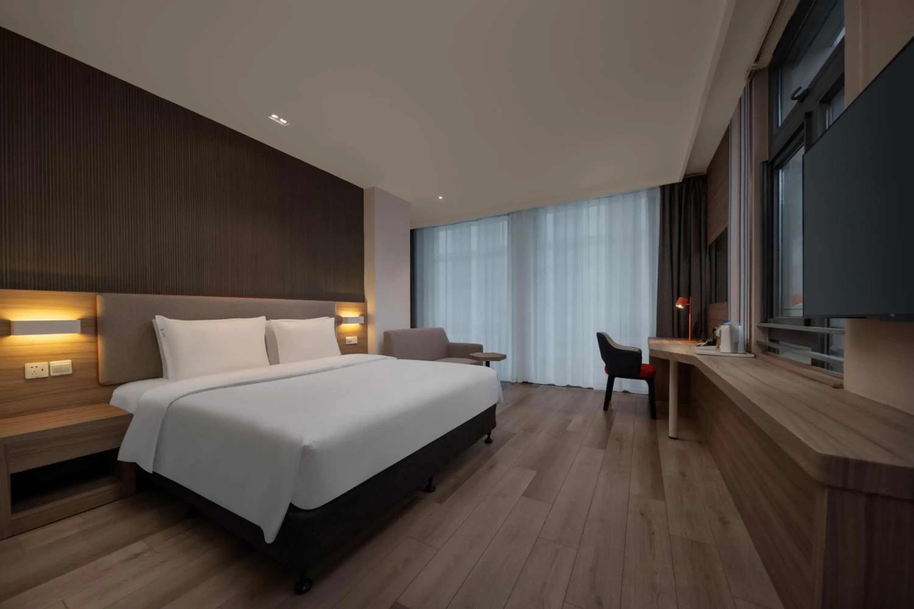 Bedroom, Bed in Holiday Inn Express Shanghai Pujiang by IHG Bedroom, Bed in Holiday Inn Express Shanghai Pujiang by IHG