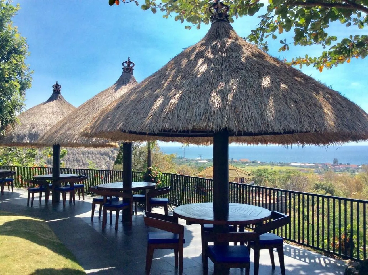 Sing Sing Resort Lovina