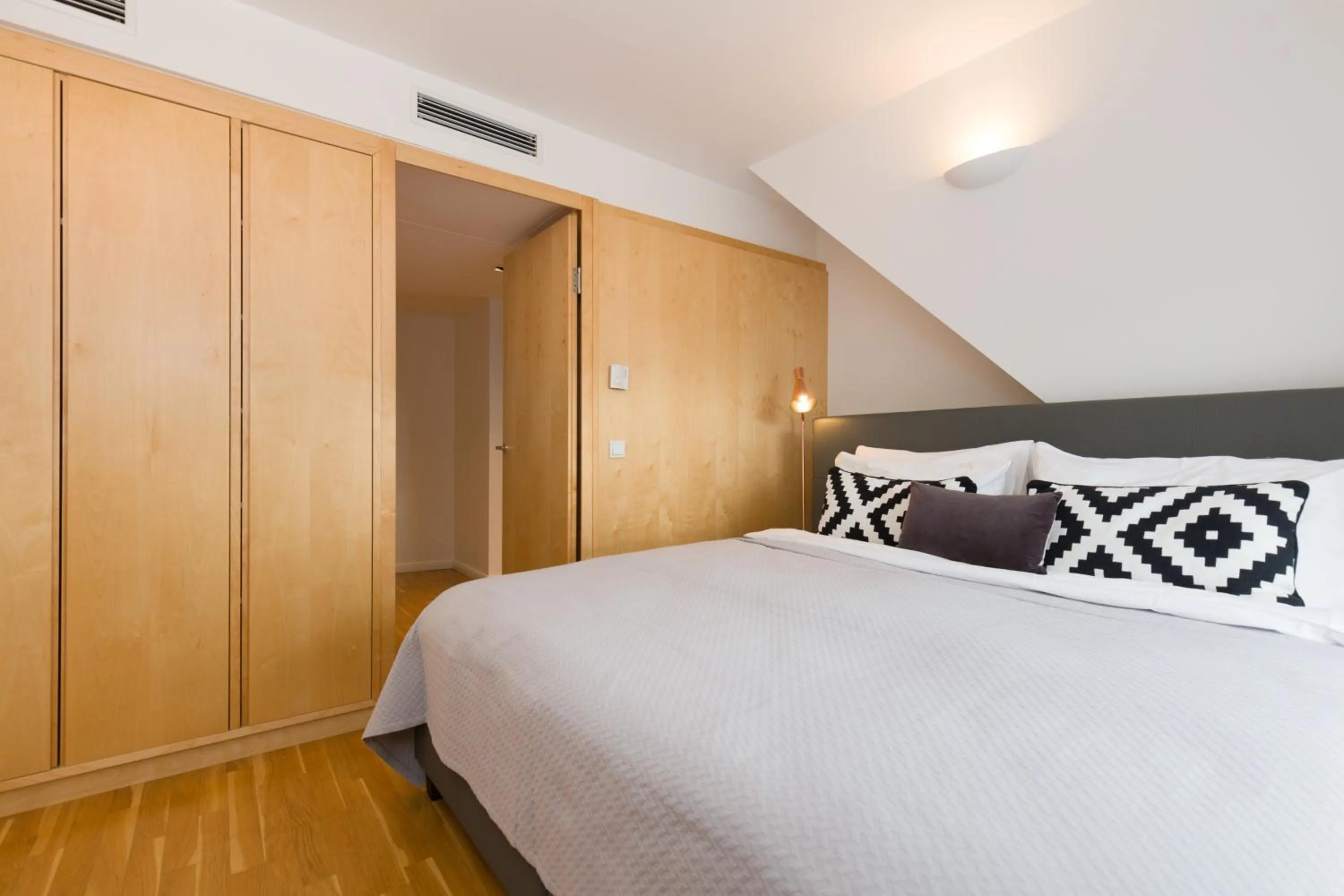 Bed in RAFAEL KAISER - Premium Apartments City Centre - Contactless Check-In