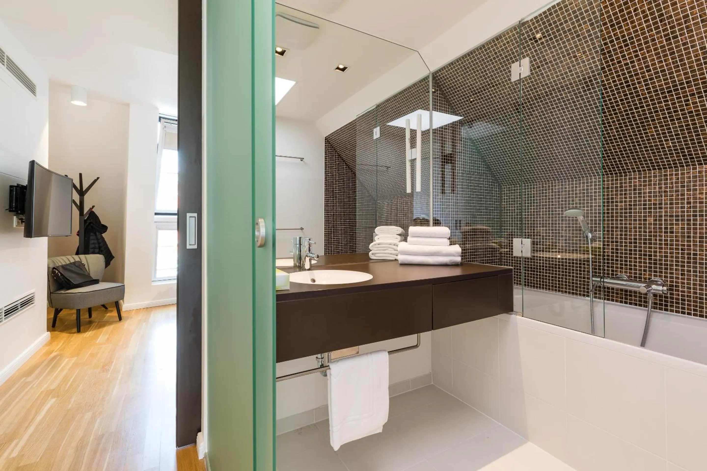 Bathroom in RAFAEL KAISER - Premium Apartments City Centre - Contactless Check-In