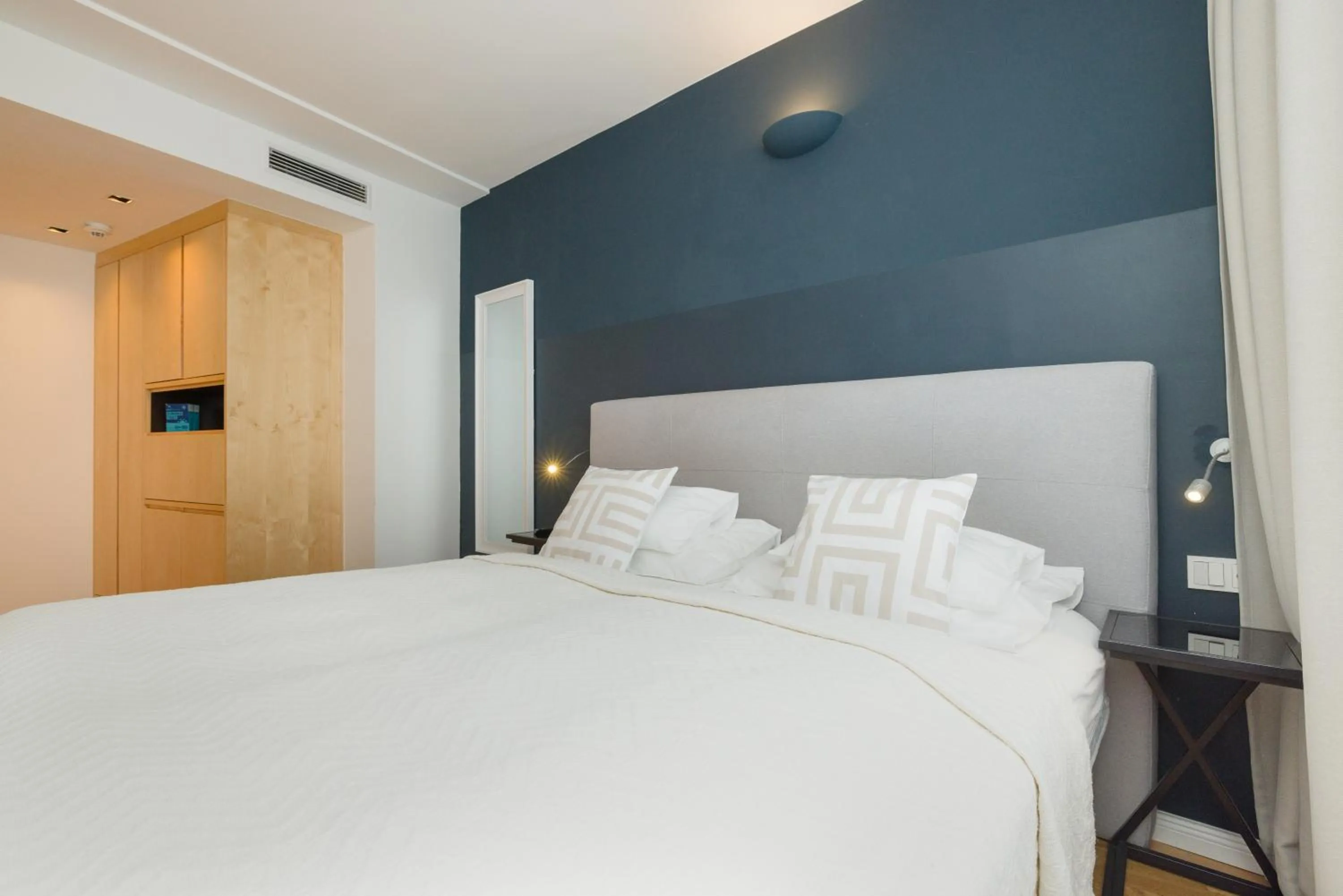 Bed in RAFAEL KAISER - Premium Apartments City Centre - Contactless Check-In