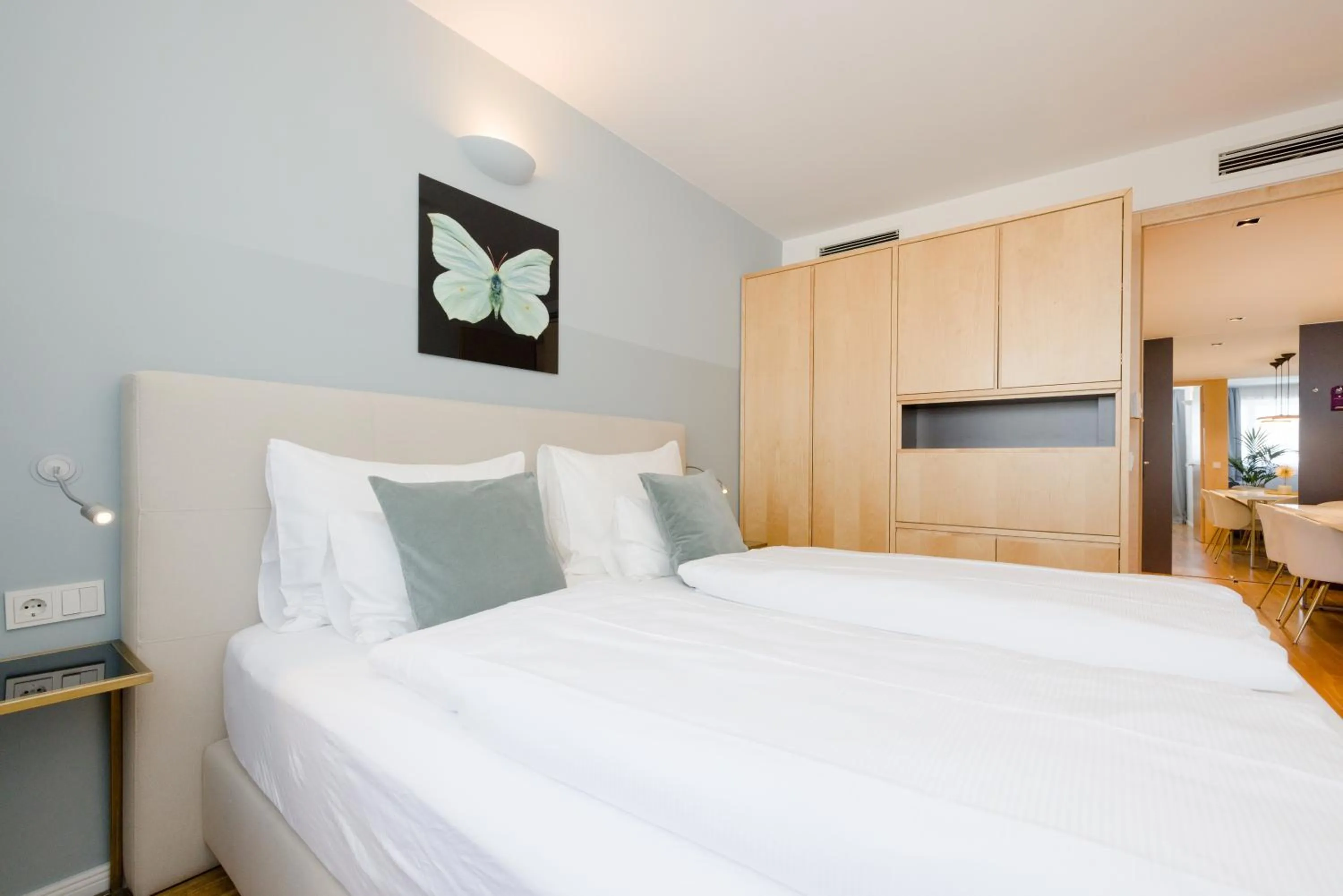 Bed in RAFAEL KAISER - Premium Apartments City Centre - Contactless Check-In