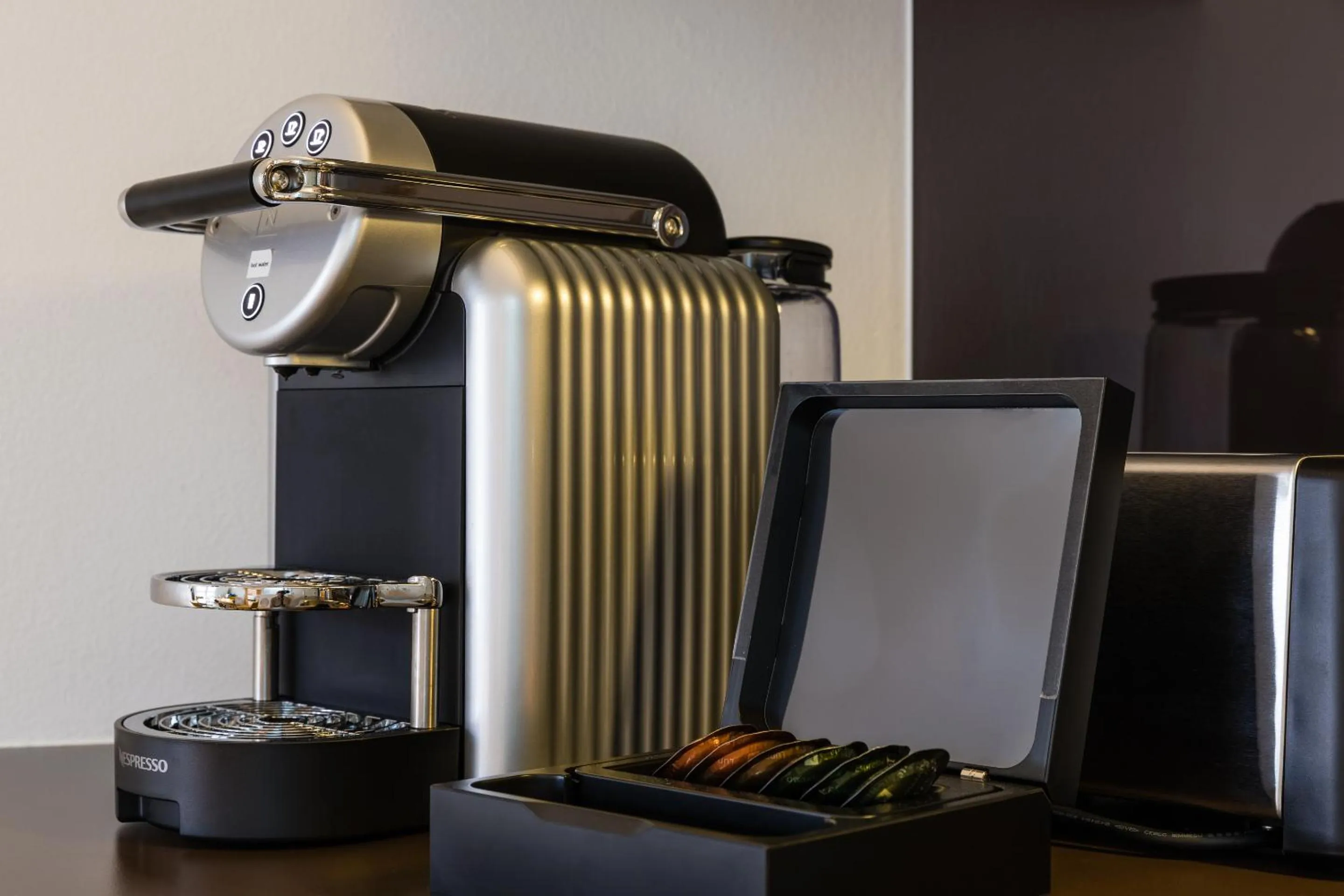 Coffee/tea facilities in RAFAEL KAISER - Premium Apartments City Centre - Contactless Check-In