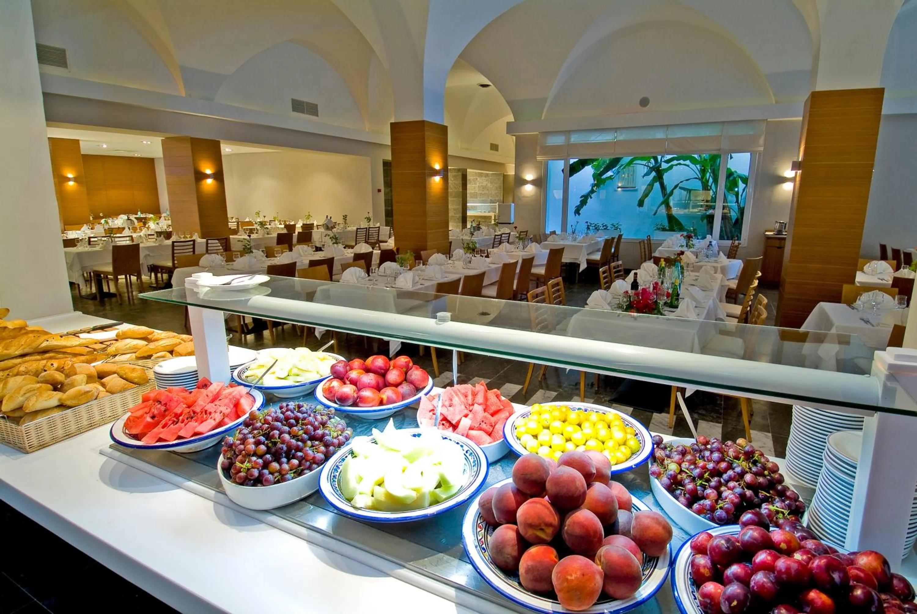 Restaurant/places to eat in The Orangers Beach Resort and Bungalows All Inclusive