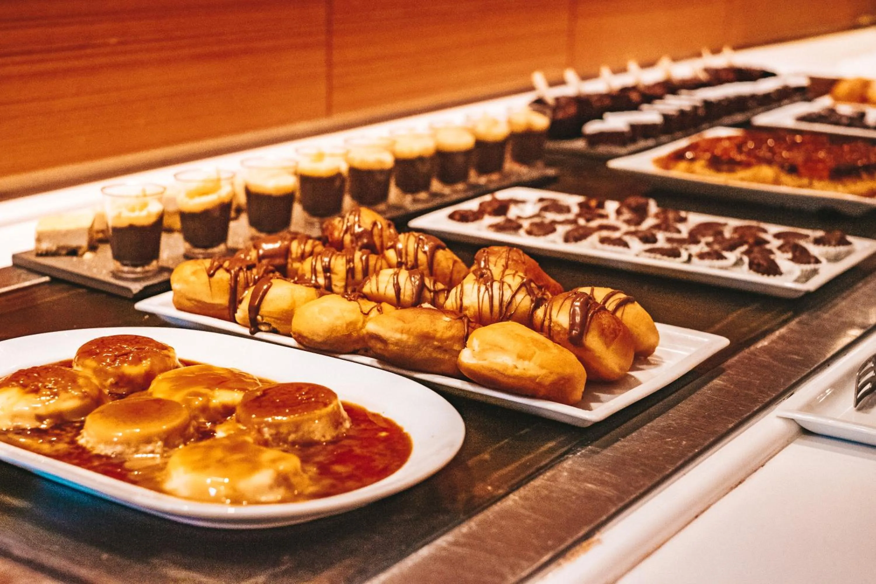 Food in The Orangers Beach Resort and Bungalows All Inclusive