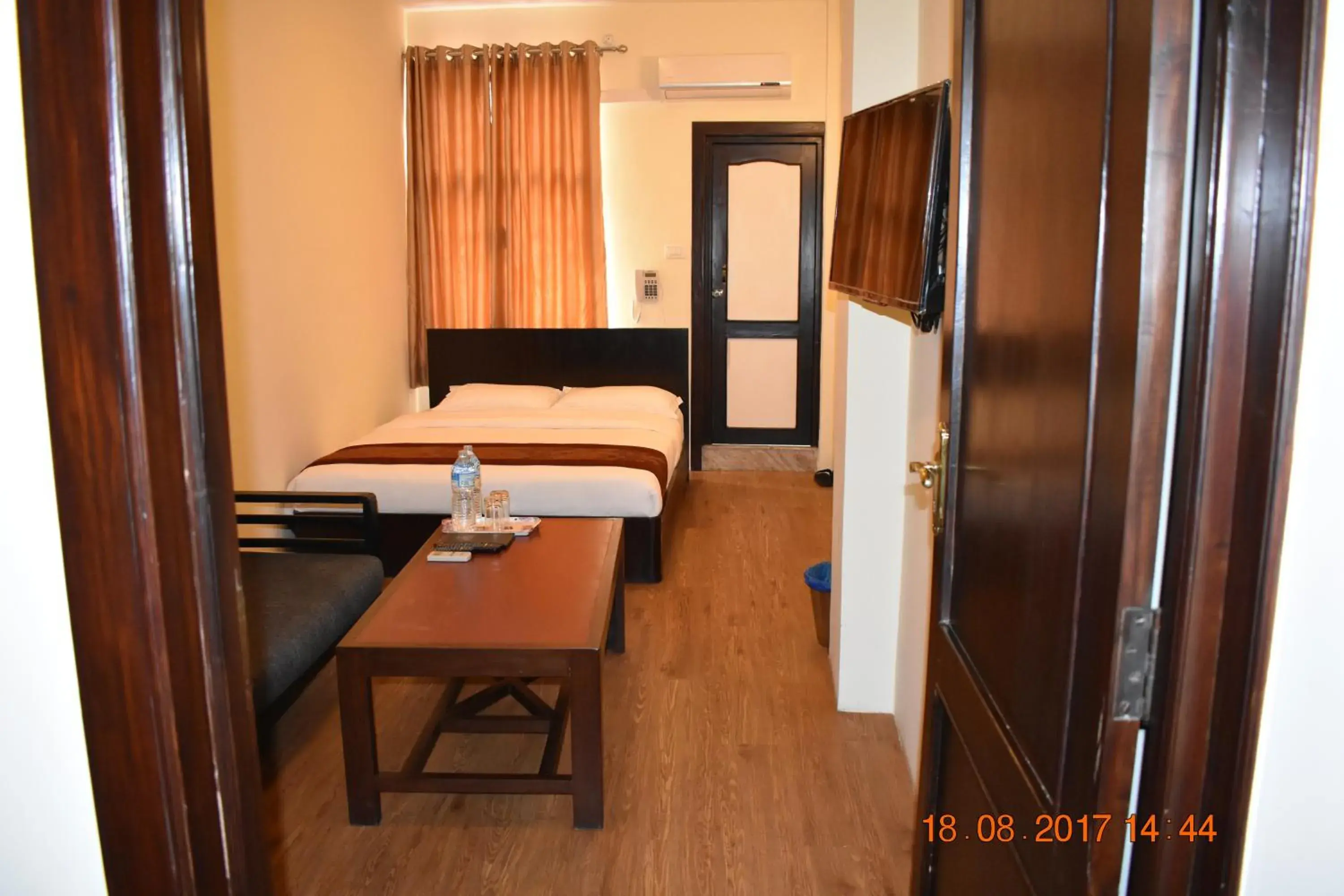 Standard Double Room in Hotel Hema Standard Double Room in Hotel Hema