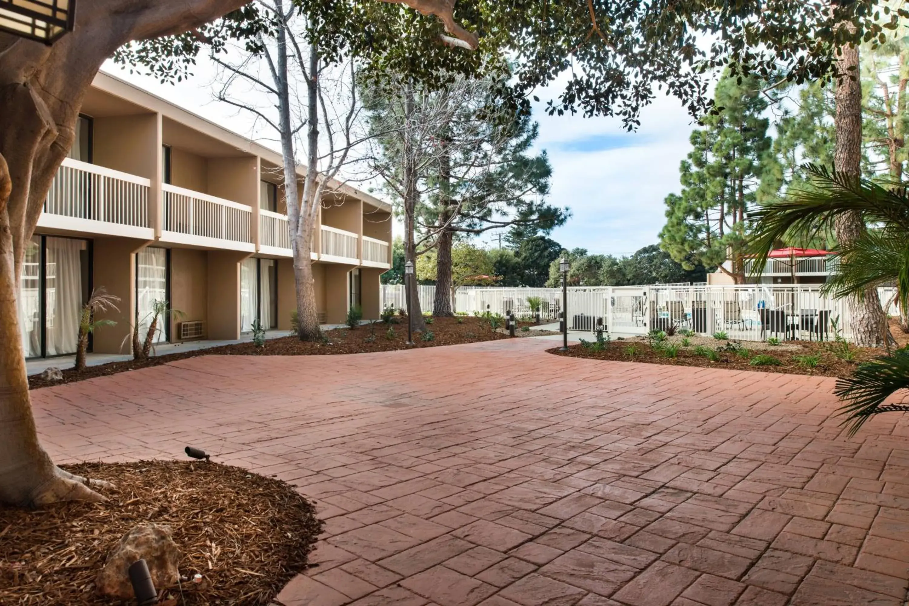 View (from property/room) in Courtyard by Marriott Oxnard/Ventura View (from property/room) in Courtyard by Marriott Oxnard/Ventura