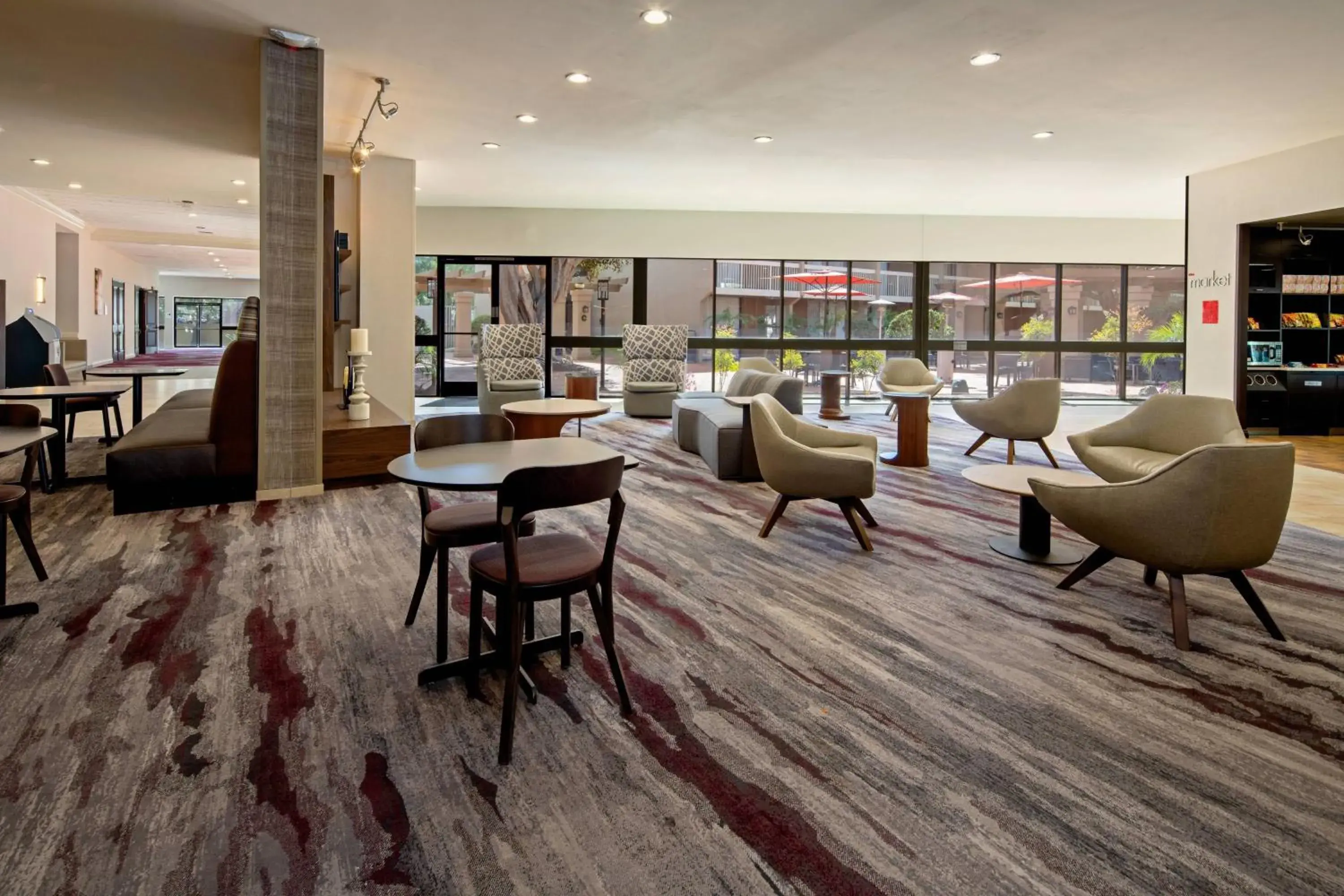 Lobby or reception in Courtyard by Marriott Oxnard/Ventura Lobby or reception in Courtyard by Marriott Oxnard/Ventura
