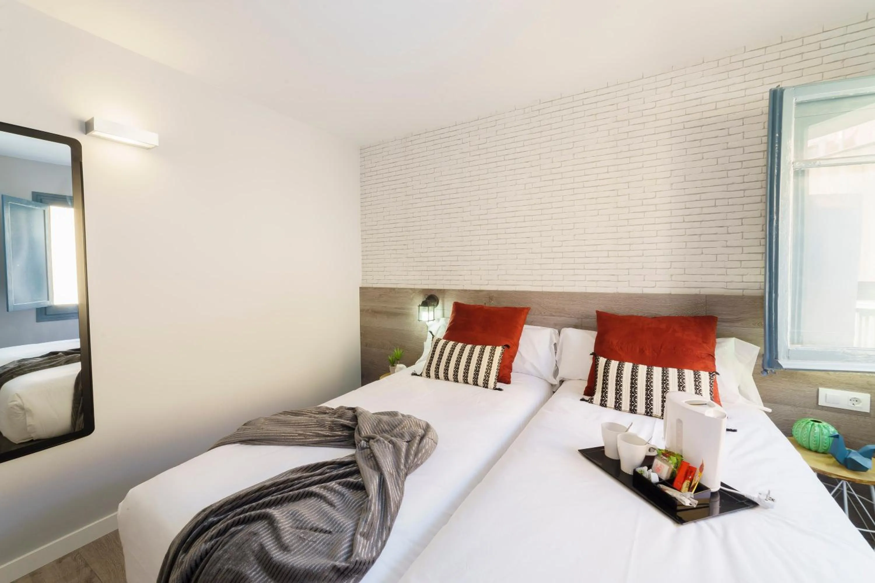 Bedroom, Bed in BYPILLOW Wander