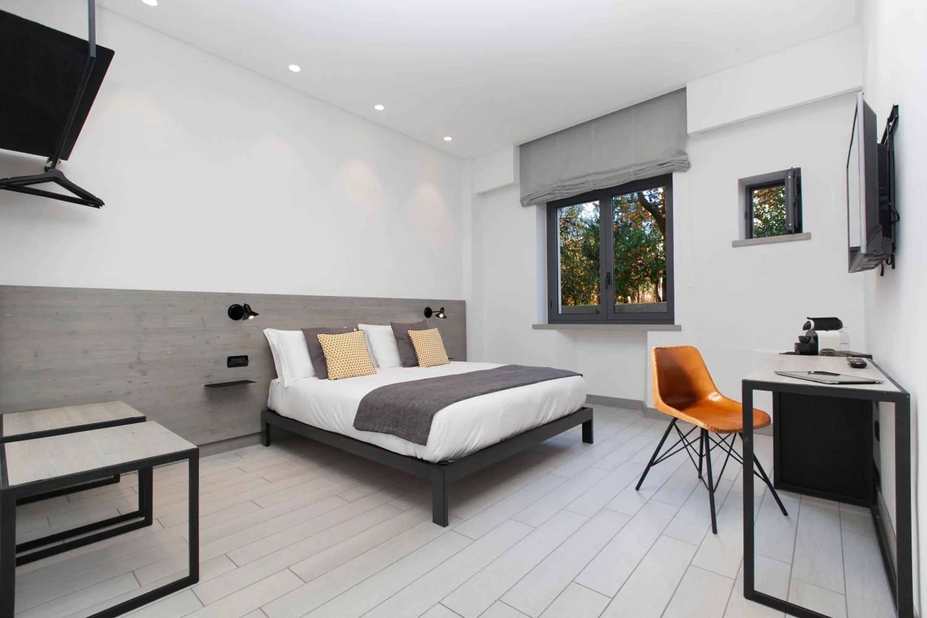 Bedroom, Bed in La Ferrovia Guest House Bedroom, Bed in La Ferrovia Guest House