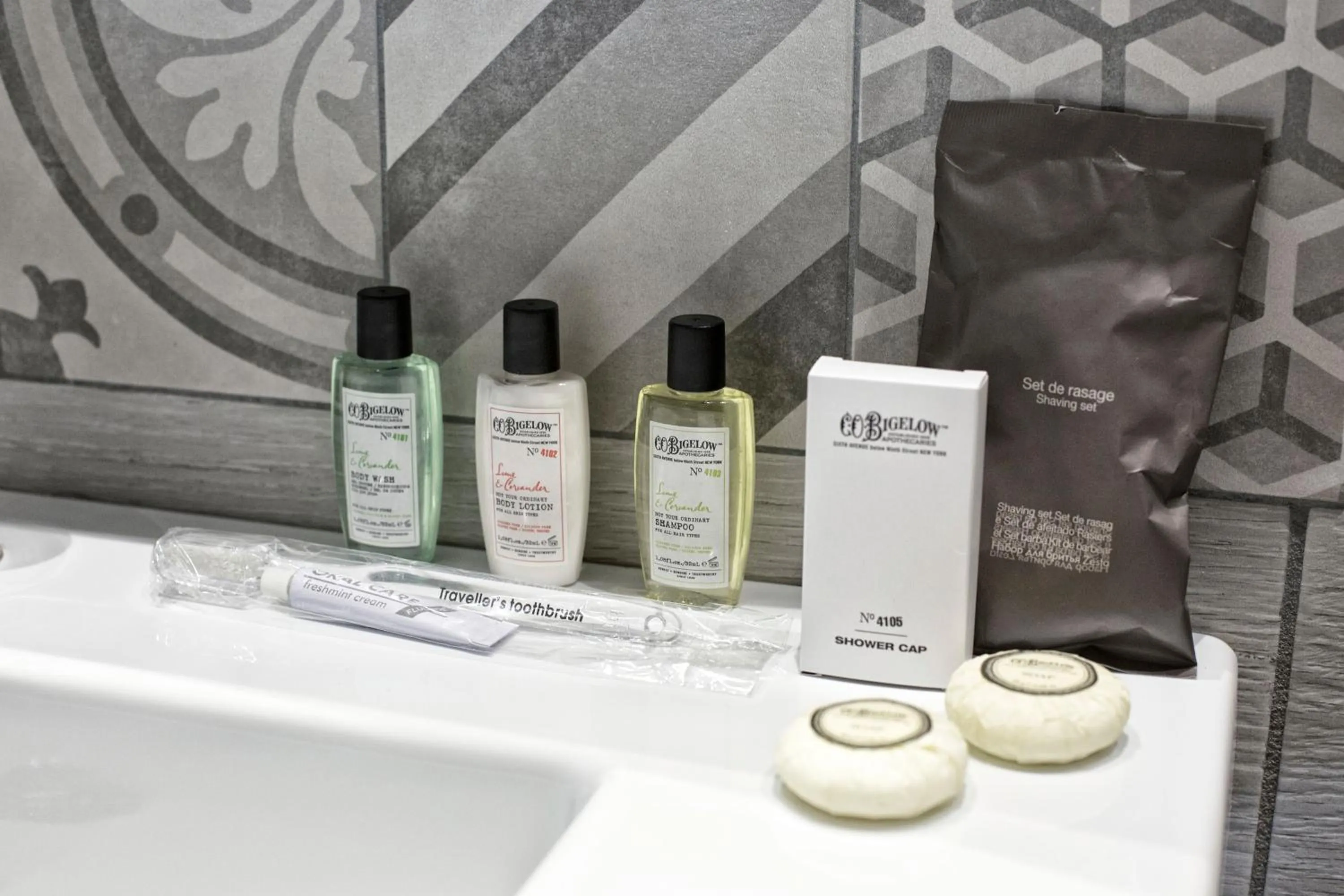 Bathroom in La Ferrovia Guest House