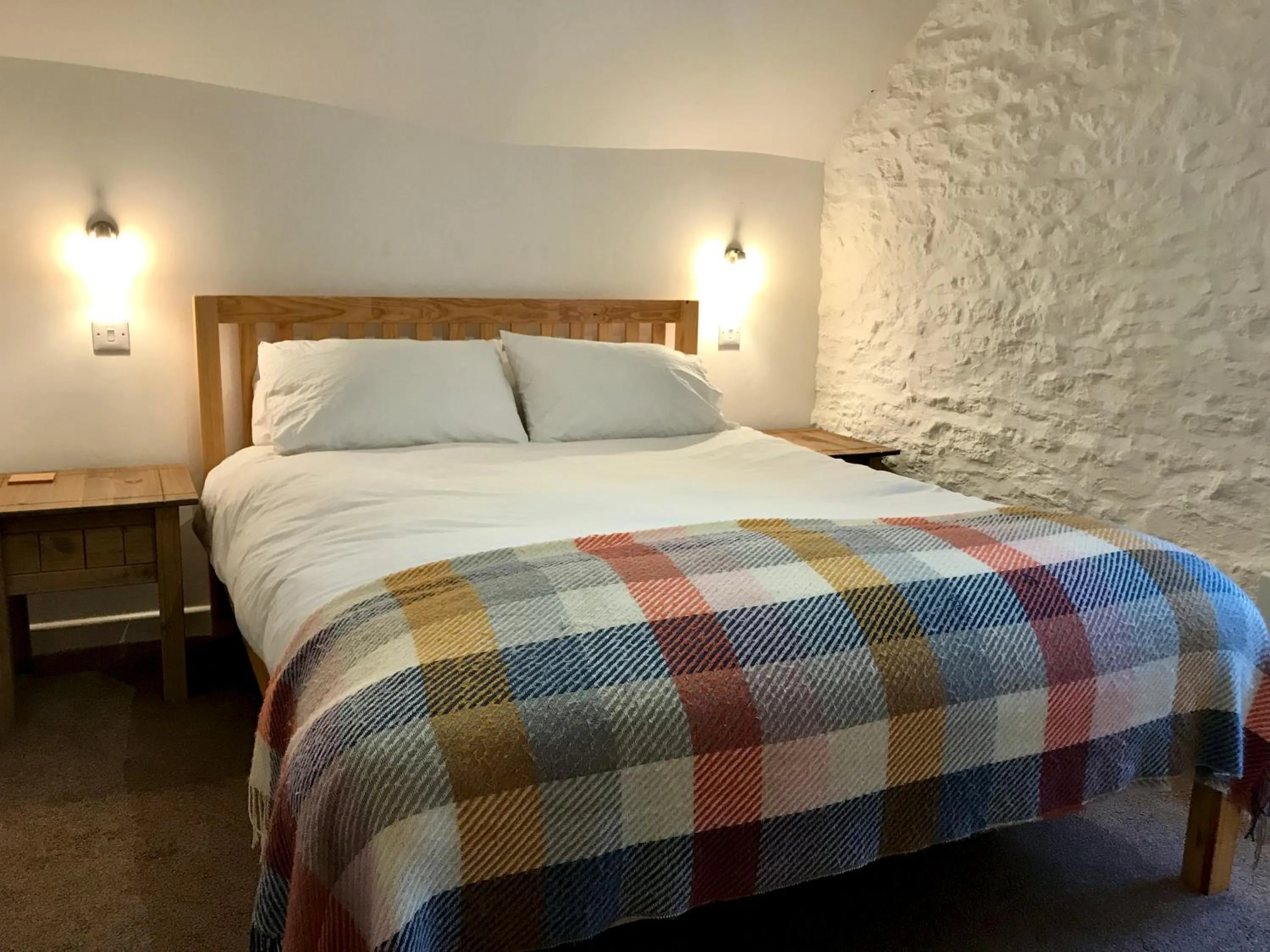 Superior Double Room in Lucy's Tearoom B&B