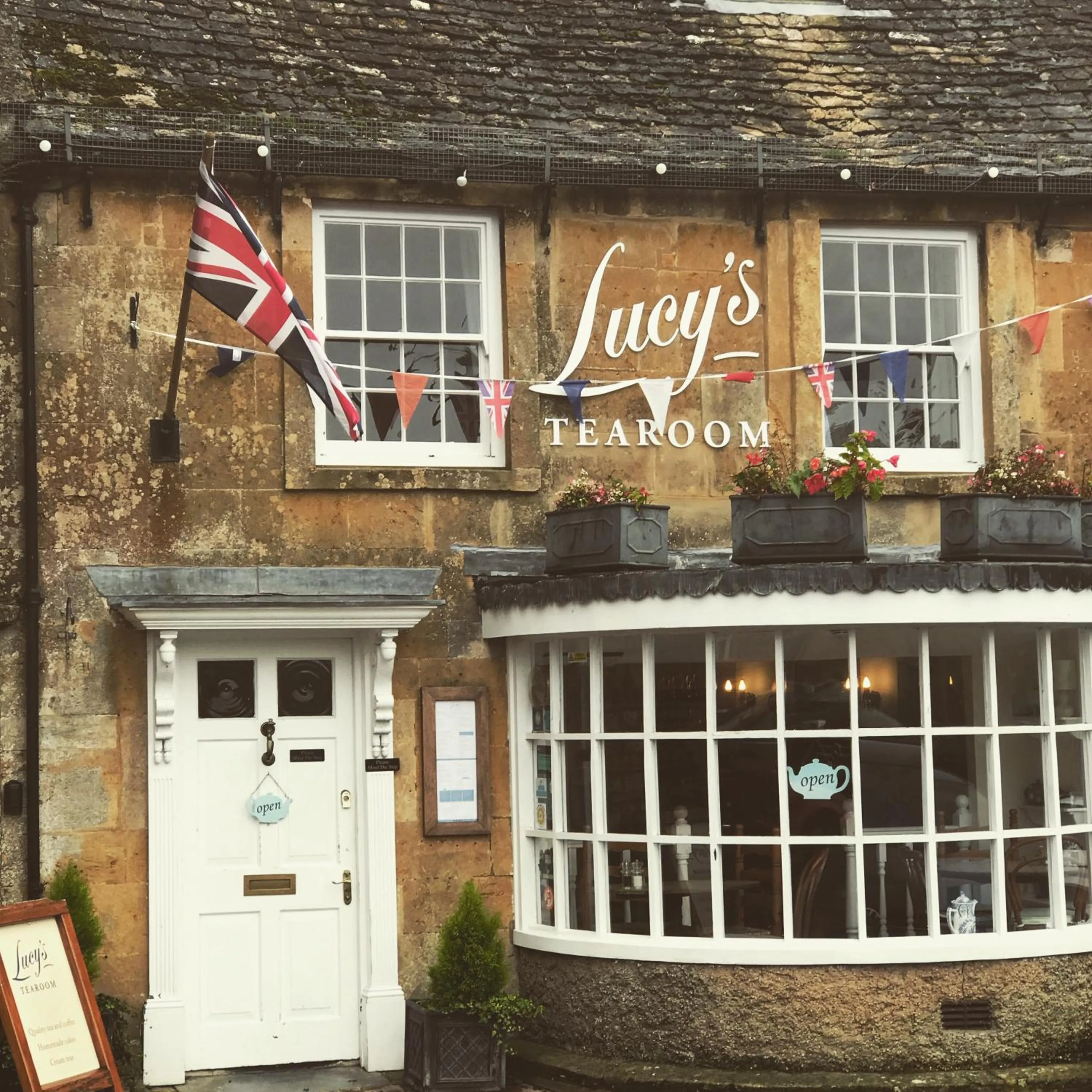 Lucy's Tearoom B&B