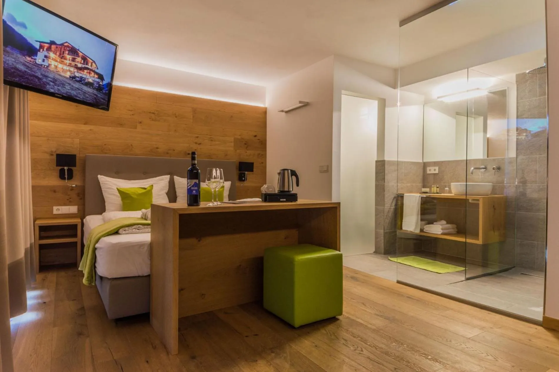 Photo of the whole room, Bed in Sport Hotel