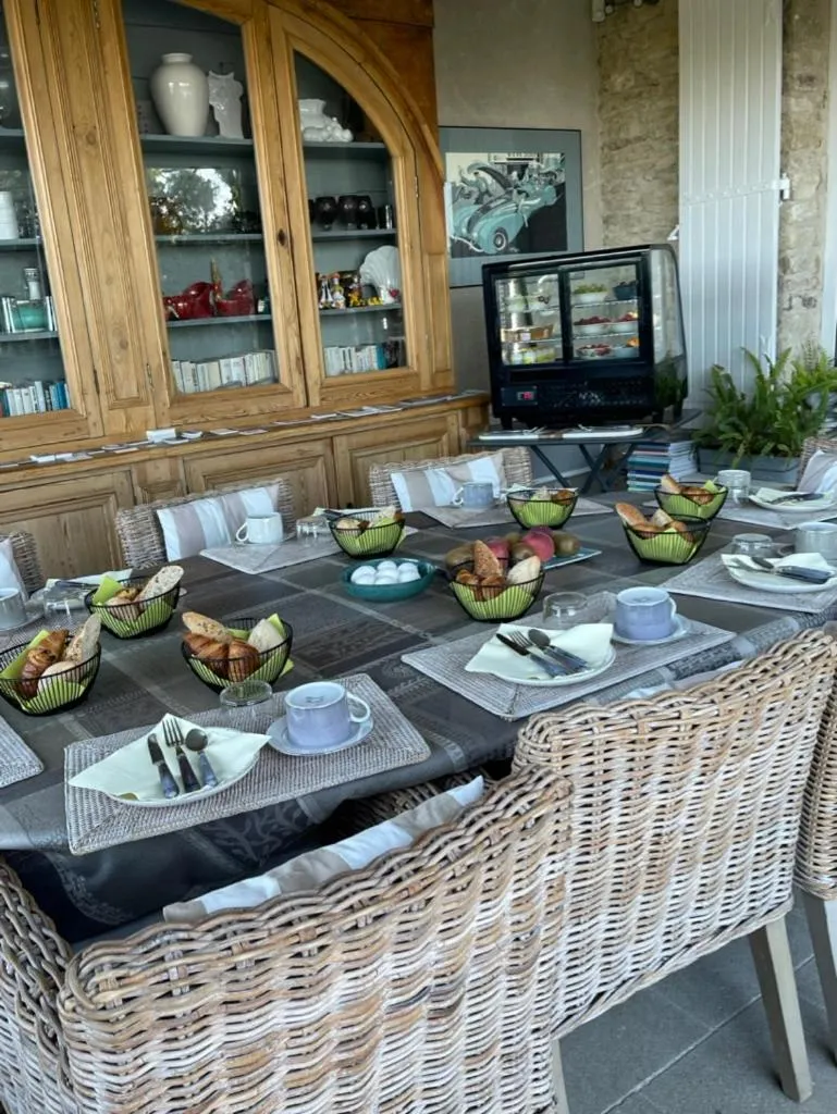 Breakfast in La Borie en Provence