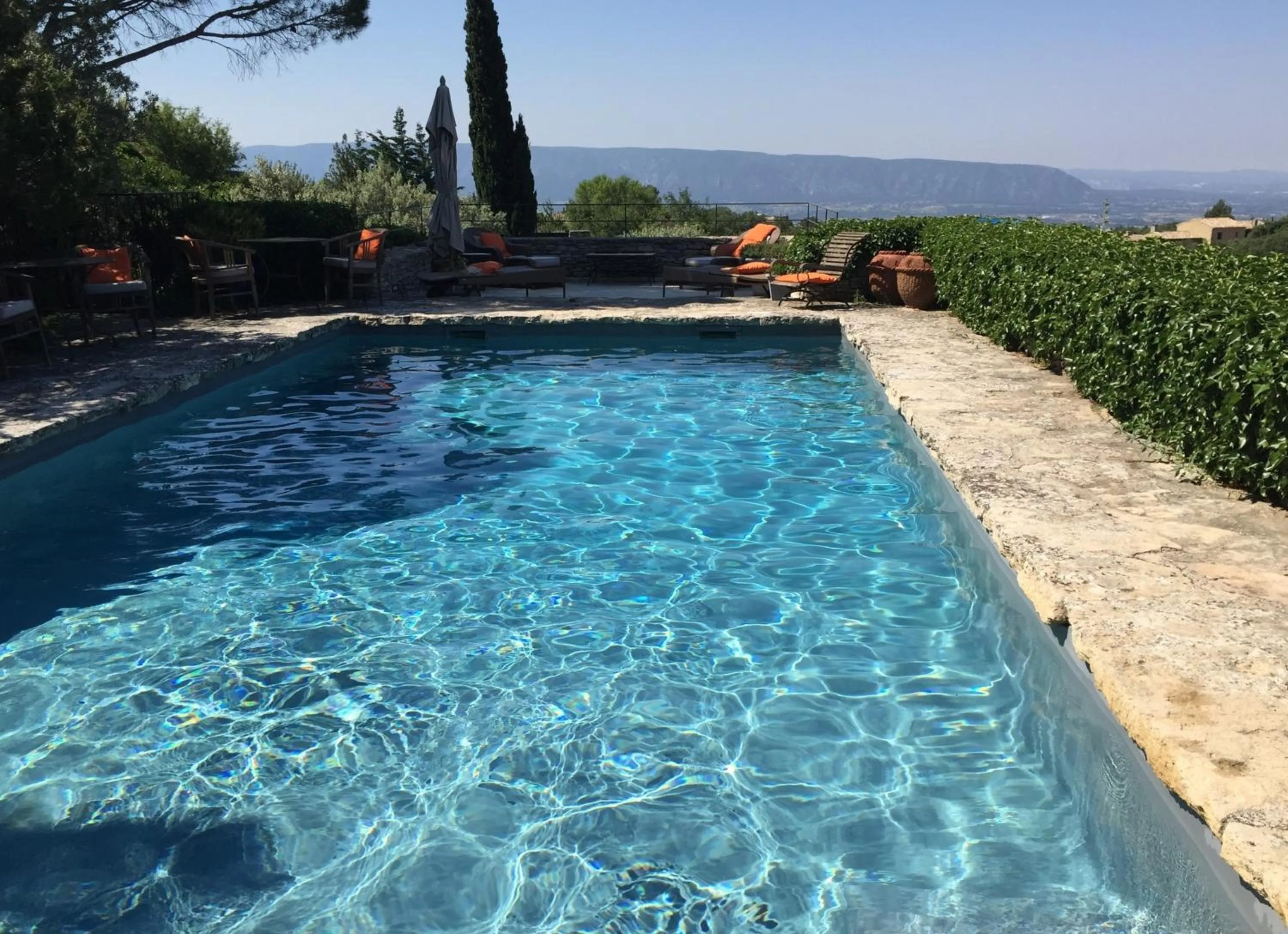 Swimming pool in La Borie en Provence