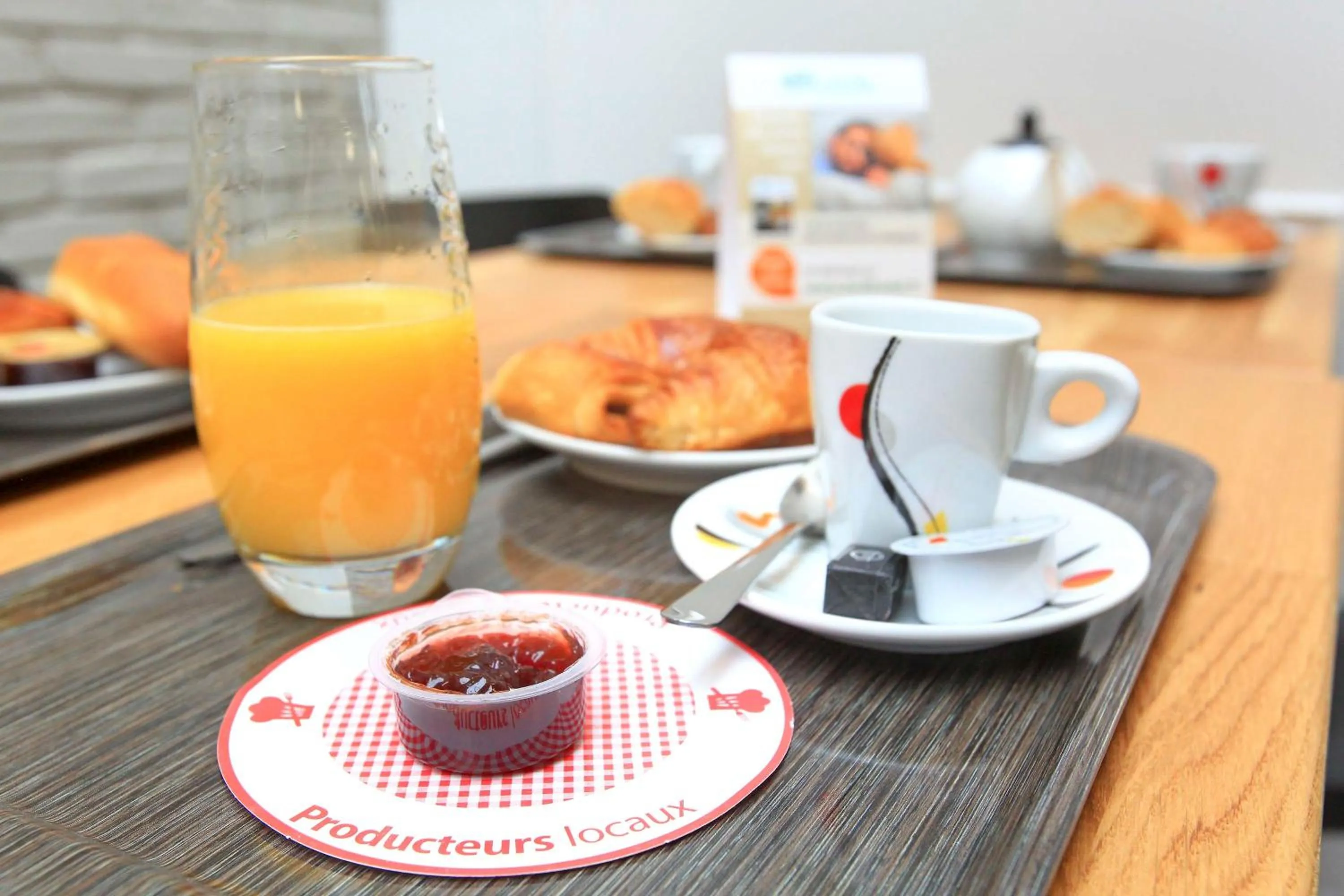 Breakfast in Brit Hotel Calais