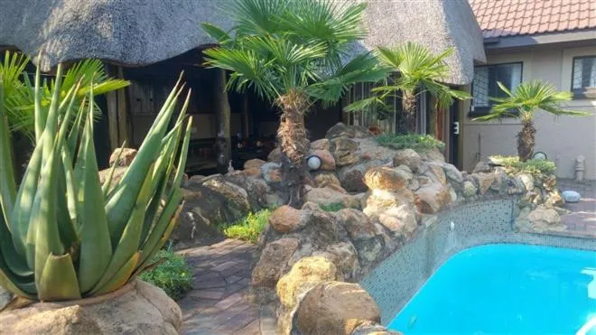 Nkwasi Lodge
