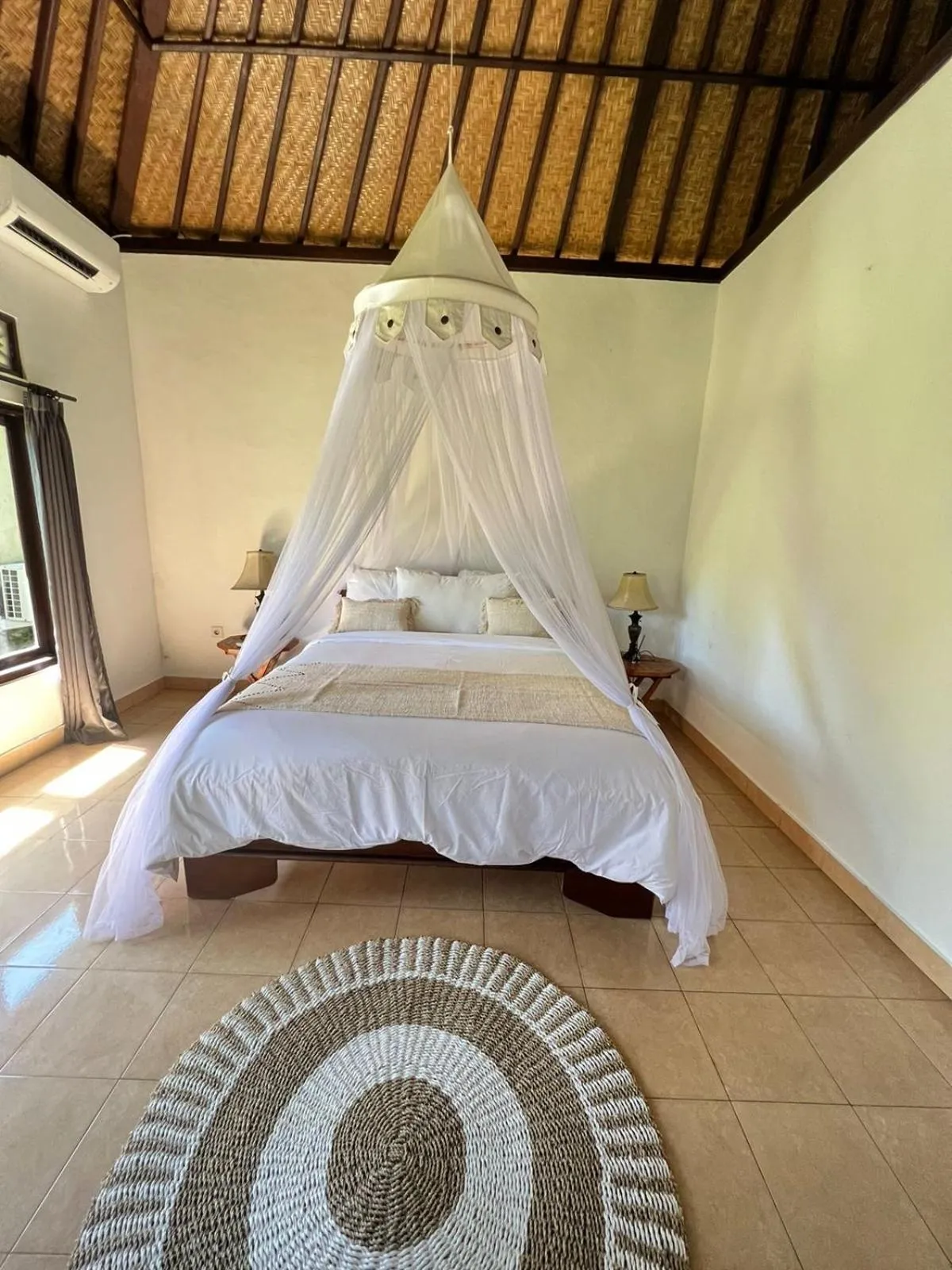 Bed in Alamanda Bingin