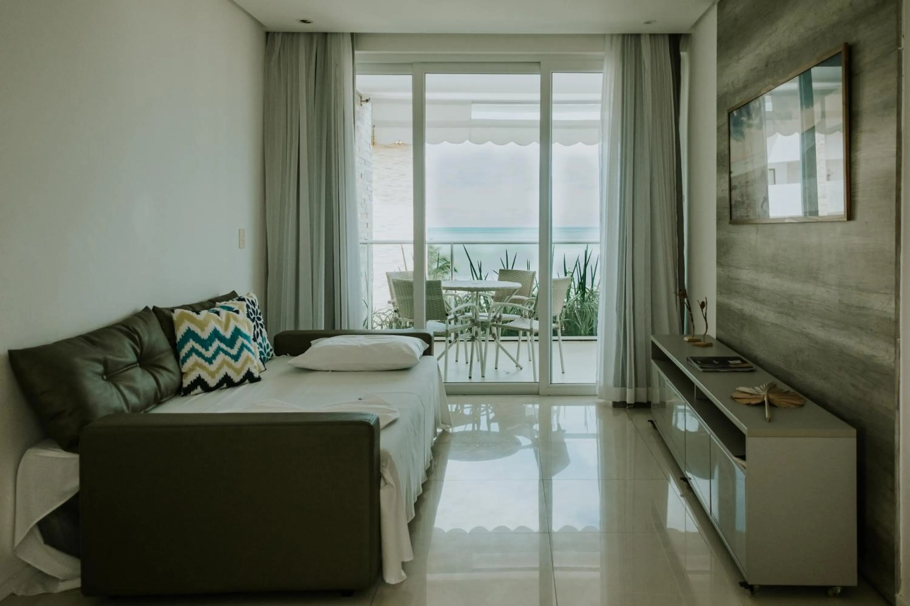 Property building in Wave Suítes Hotel & Lounge bar