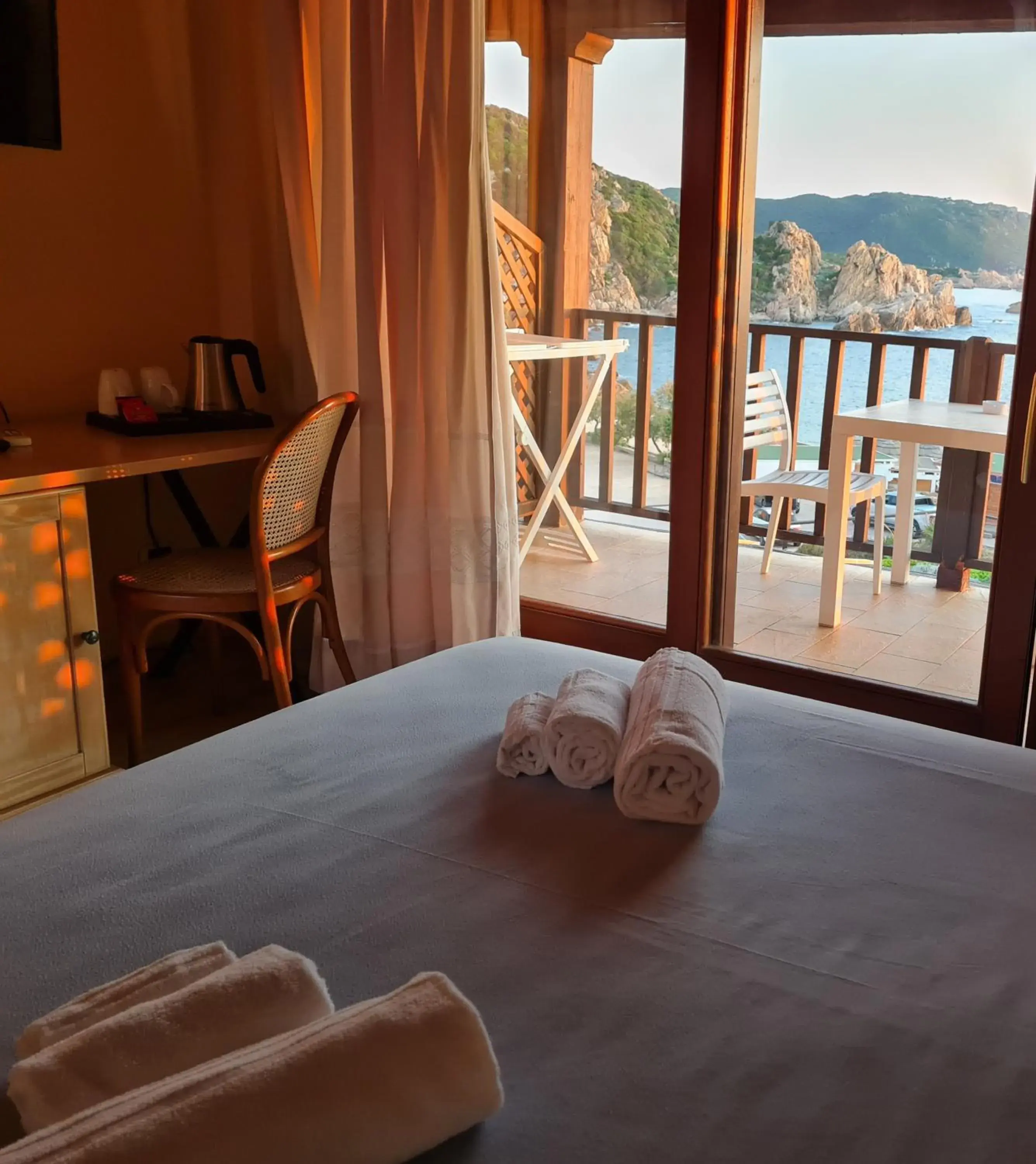 Deluxe Double Room in Hotel Costa Paradiso Deluxe Double Room in Hotel Costa Paradiso