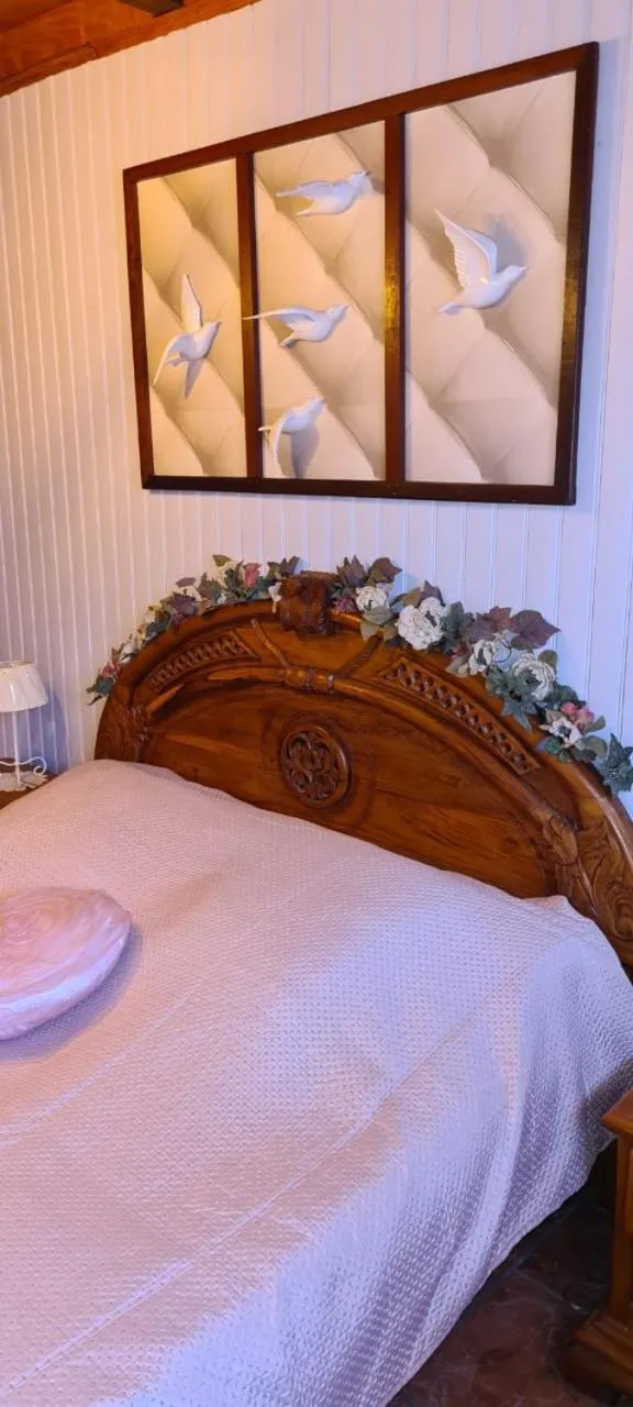 Bed in Fleur de vanille