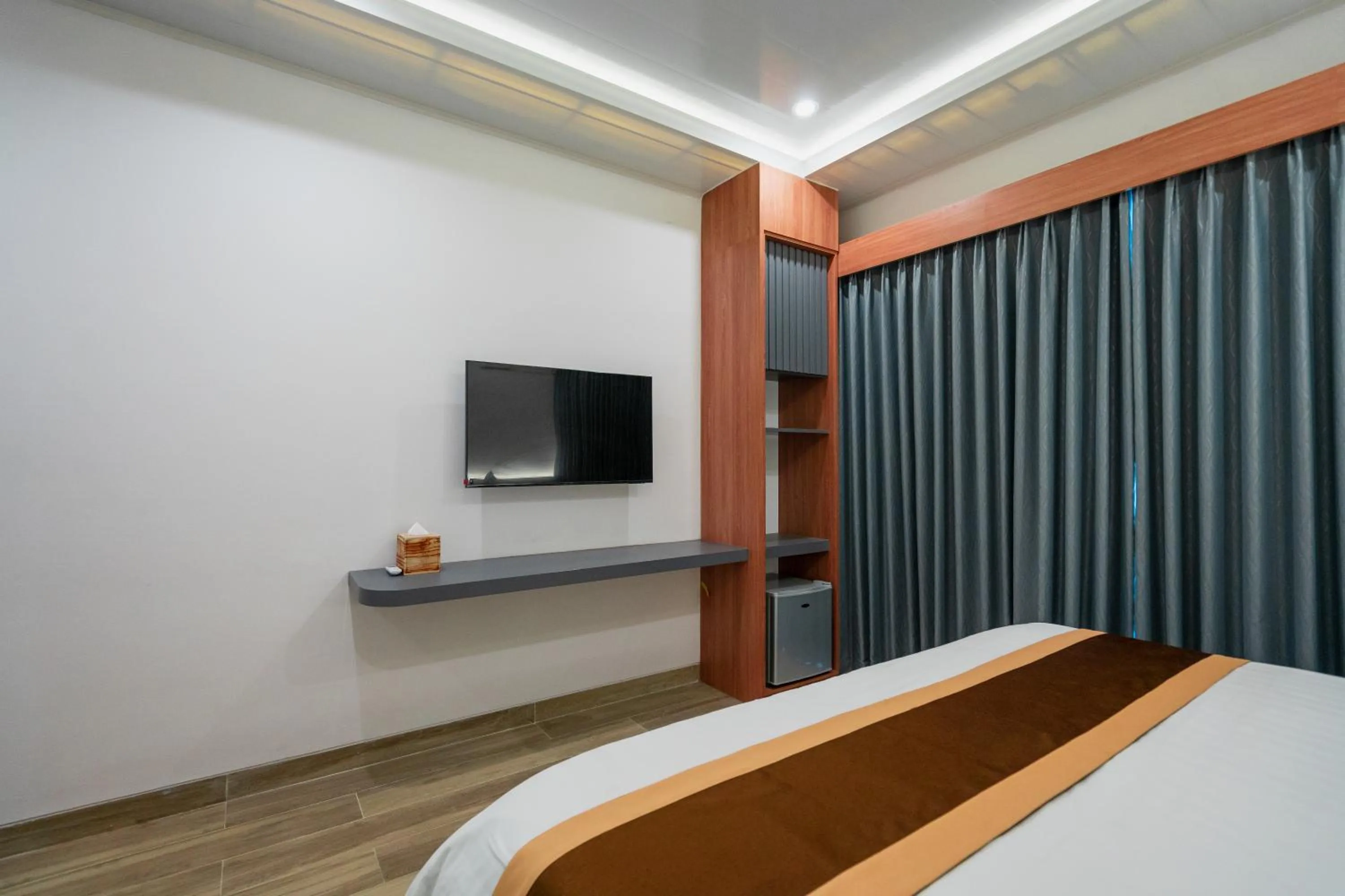 Communal lounge/ TV room, Bed in Bali Residence Villa