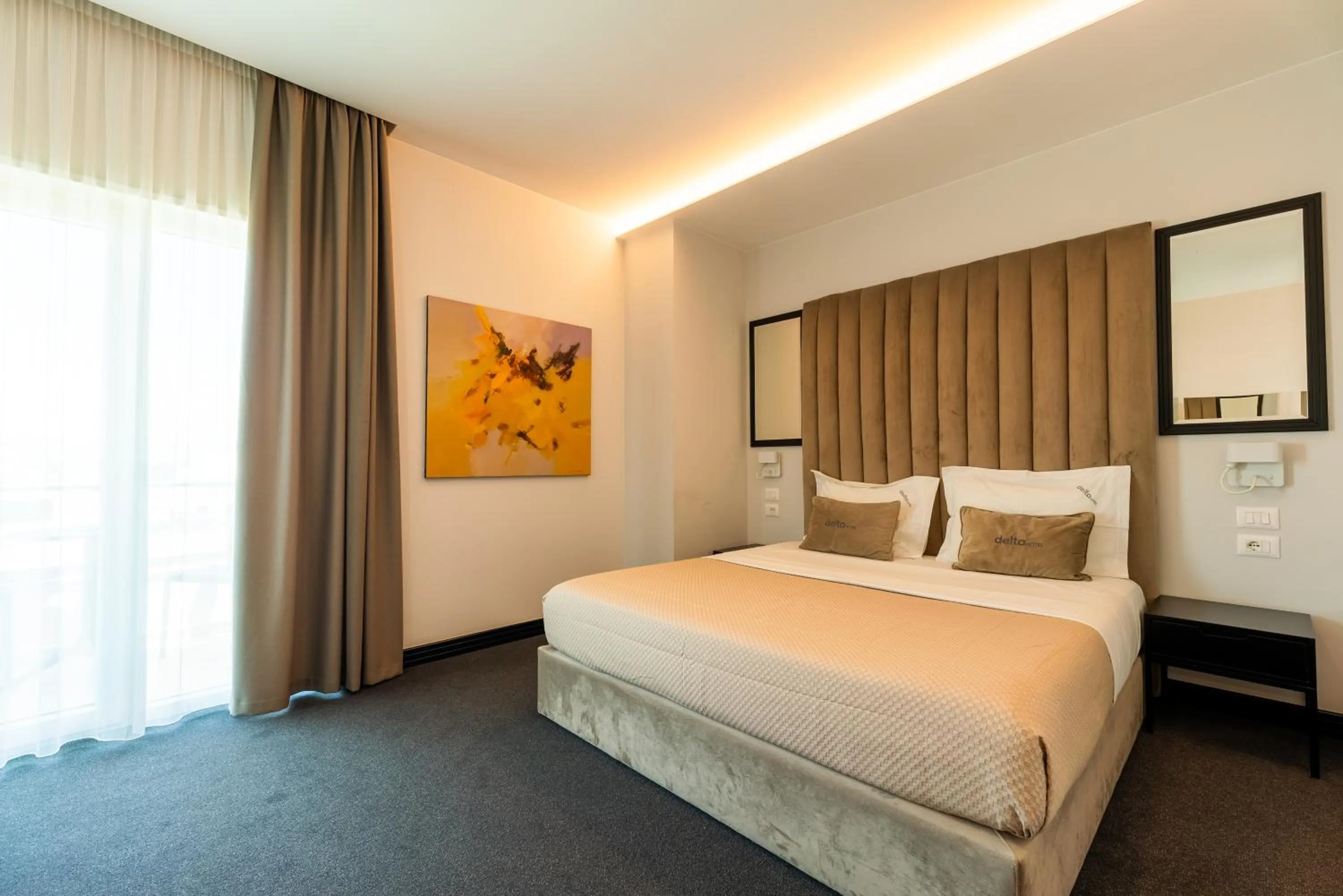 Bed in Hotel Delta Premium